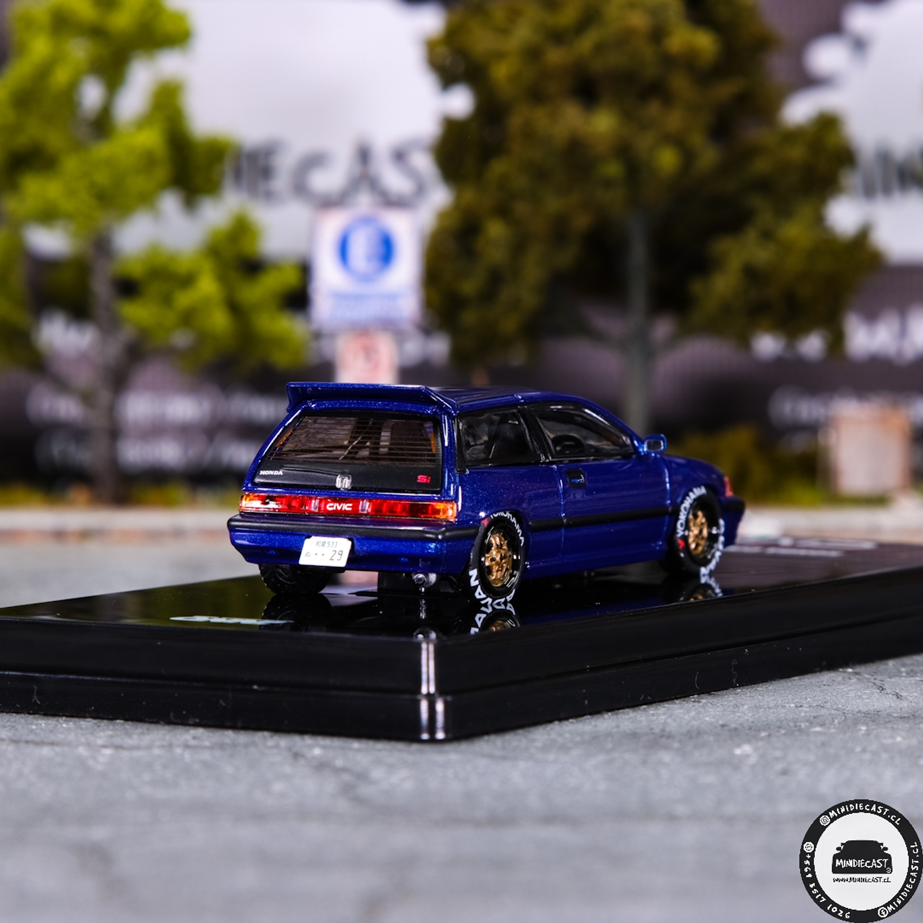 Inno64 1:64 Honda Civic Si E-AT Dark Blue