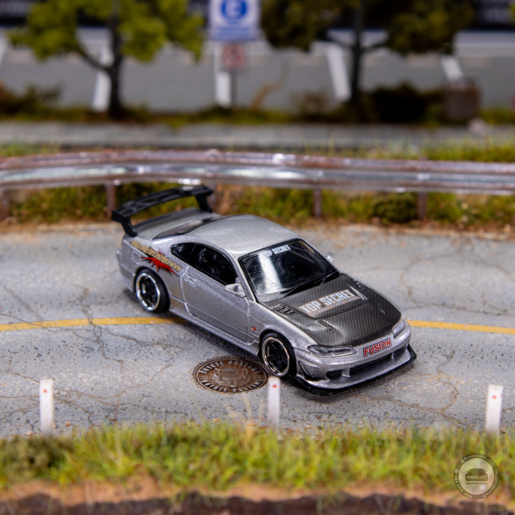 Mini GT 1:64 Nissan Silvia Top Secret S15 – Silver