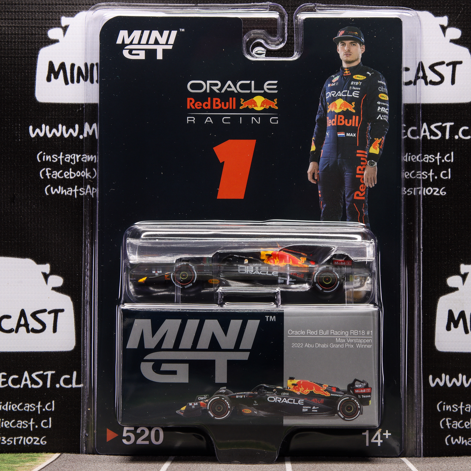 Mini GT 1:64 F1 Oracle #1 Red Bull Racing RB18 Max Verstappen 2022 Abu Dhabi Grand Prix Winner