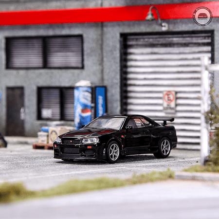 Mini GT 1:64 Nissan Skyline GT-R R34 V-Spec – Black Pearl – Mijo Exclusives.