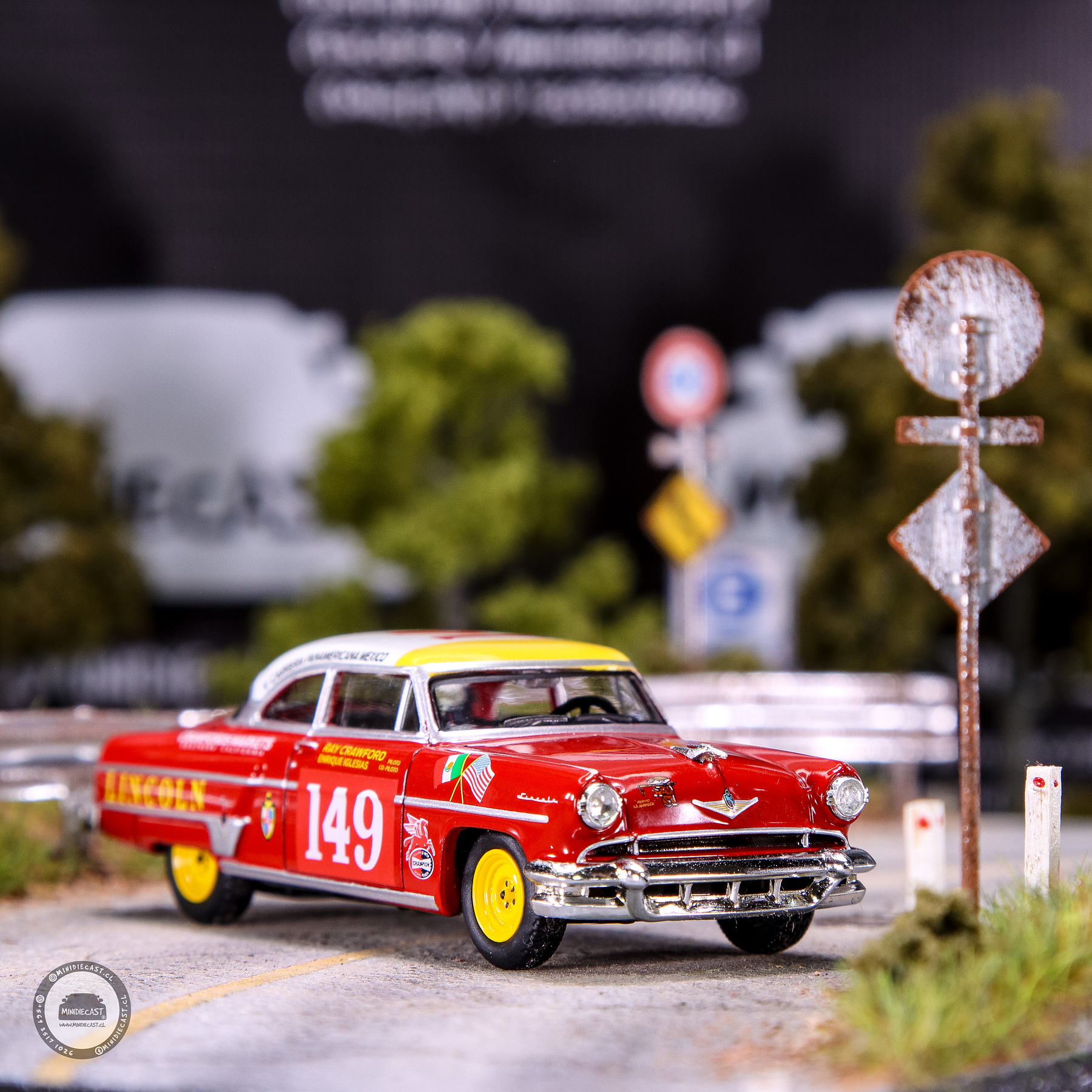 Mini GT 1:64 Lincoln Capri 1954 Carrera Panamericana Class Winner #149