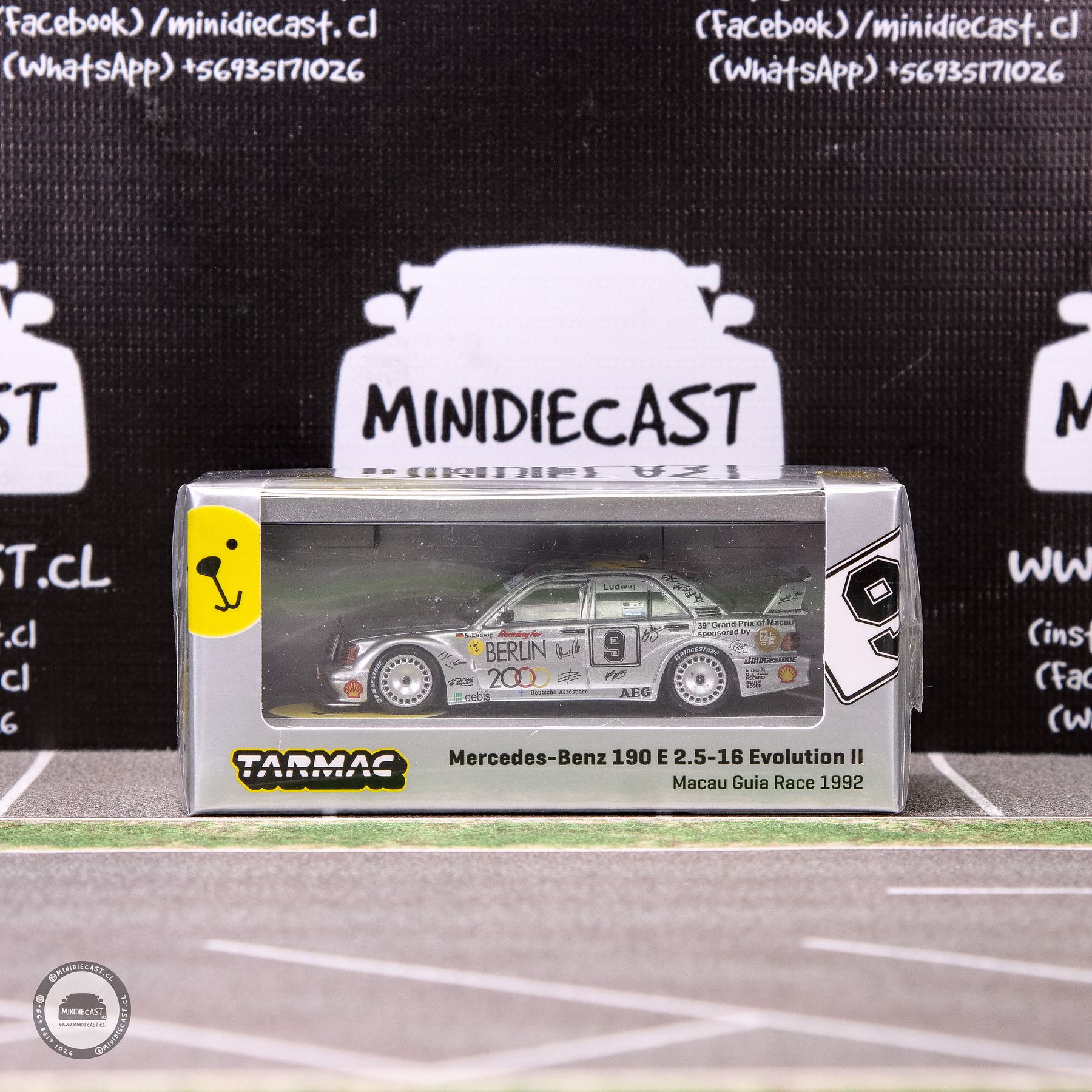 Tarmac Works 1:64 Mercedes-Benz 190E 2.5-16 Evolution II Macau Guia Race 1992 (K.Ludwig).