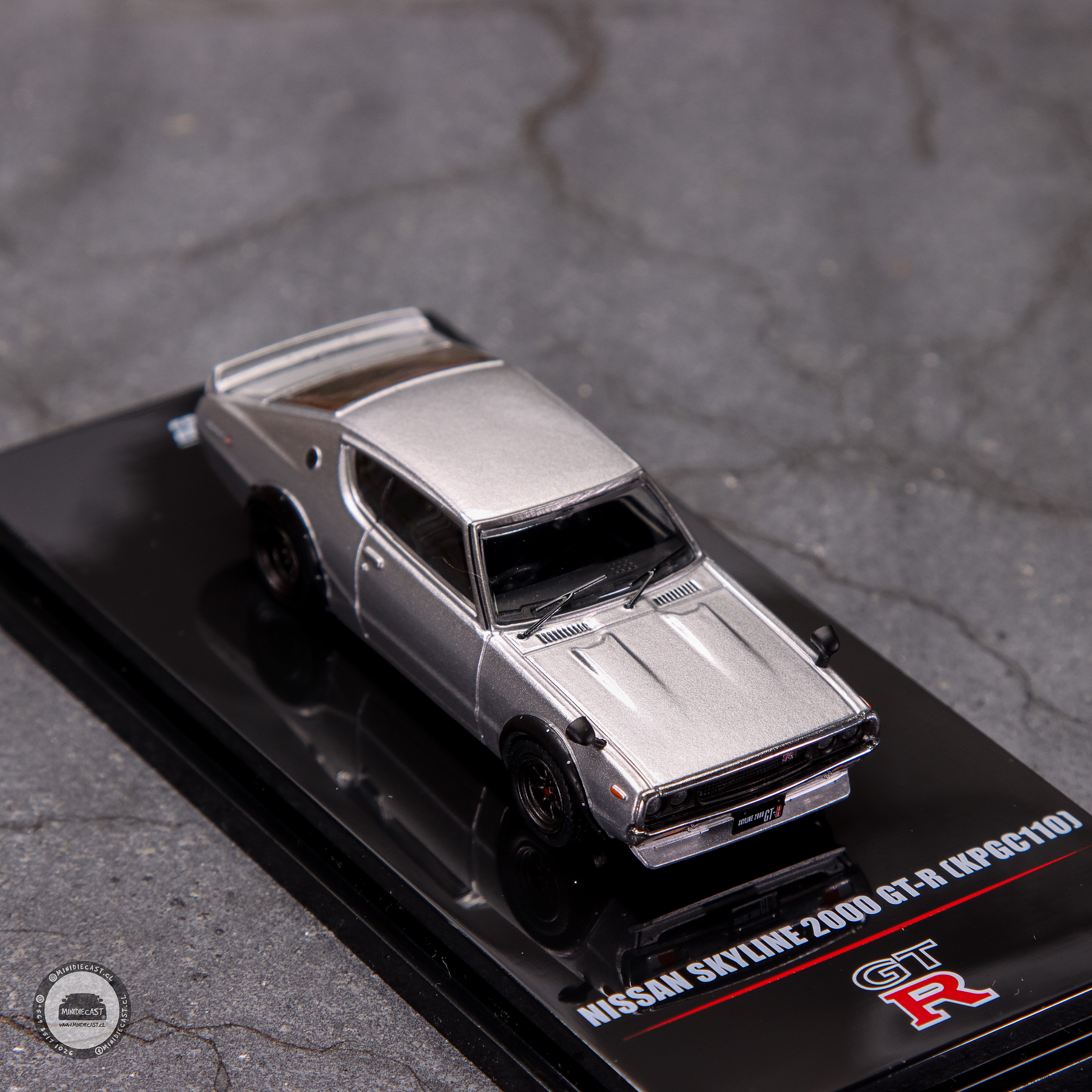 Inno64 1:64 Nissan Skyline 2000 GT-R (KPGC110) Silver.