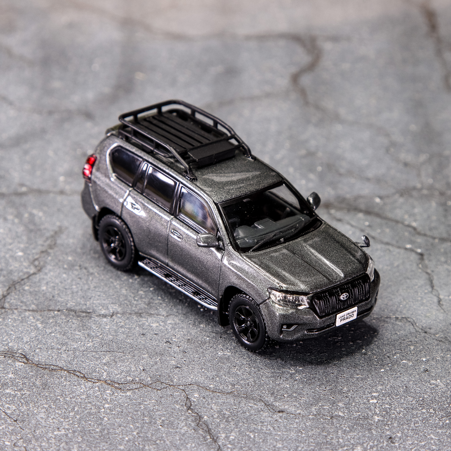 GCD 1:64 Toyota Prado 150 Silver