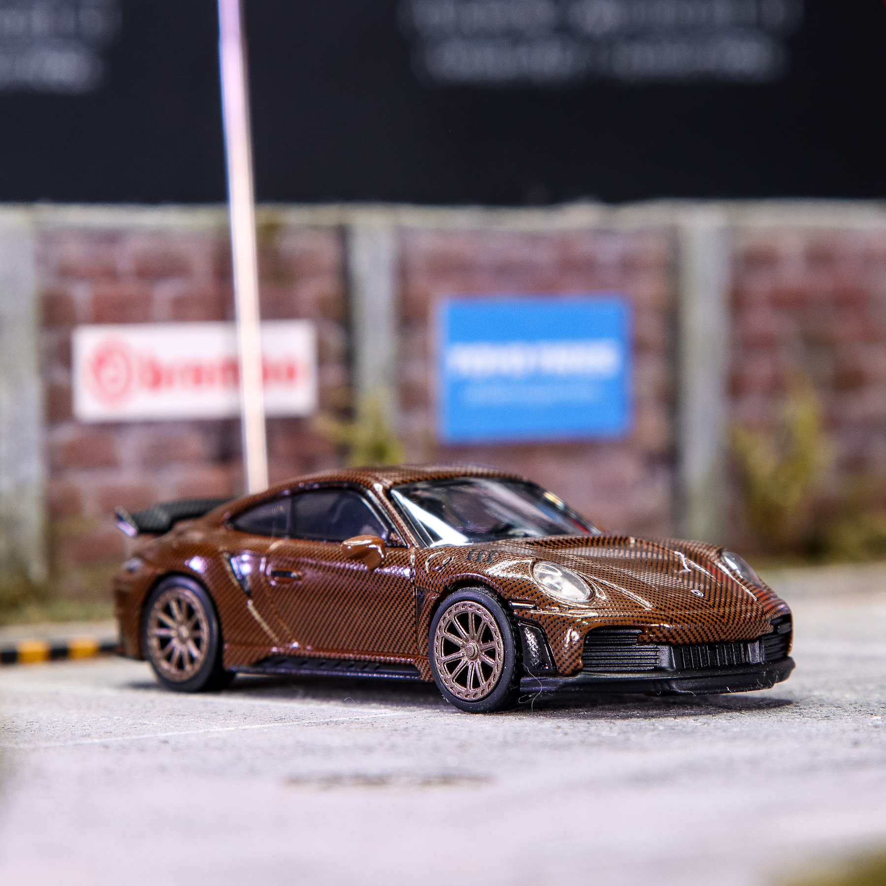 Pop Race 1:64 Porsche 992 Stinger GTR Carbon Edition Brown.