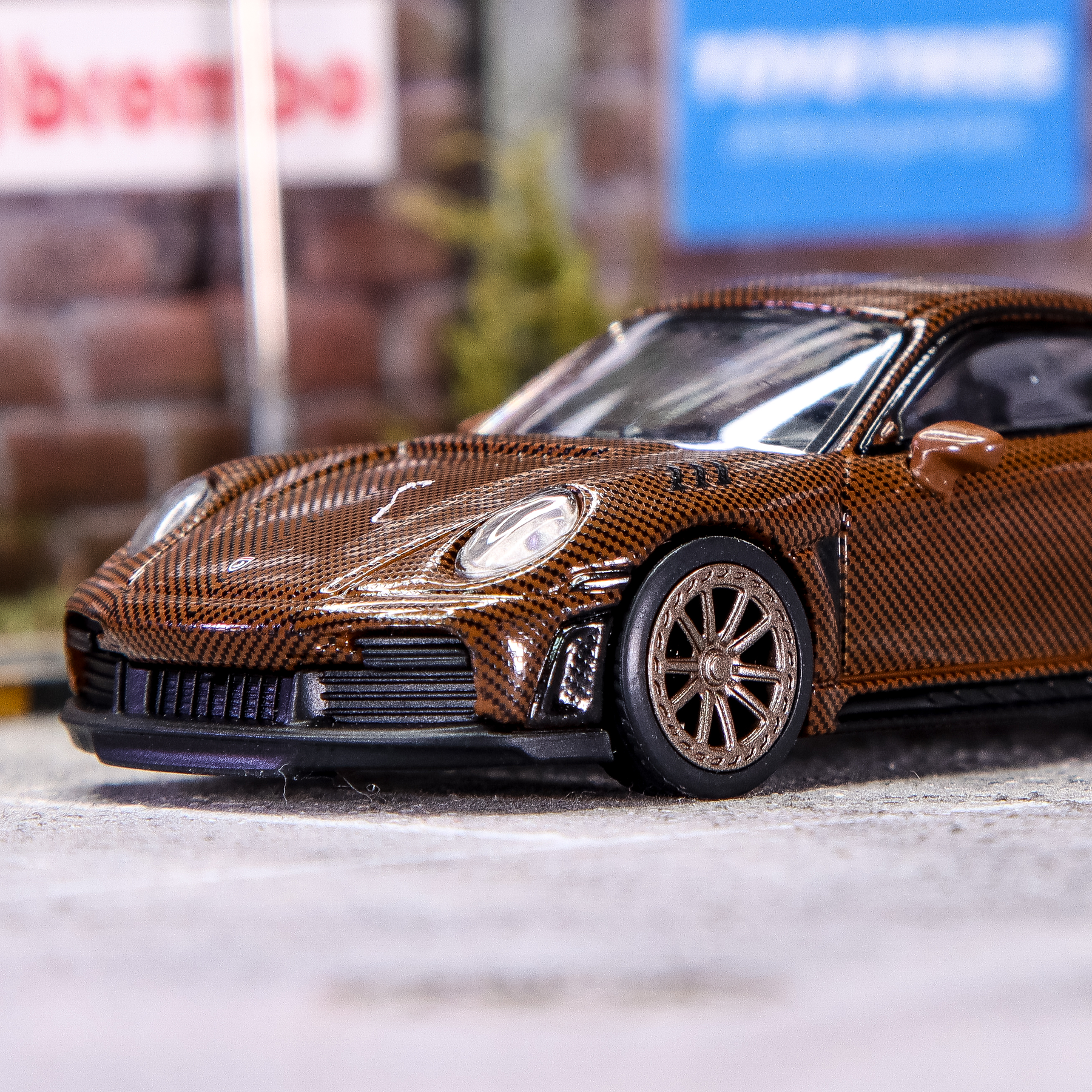 Pop Race 1:64 Porsche 992 Stinger GTR Carbon Edition Brown.