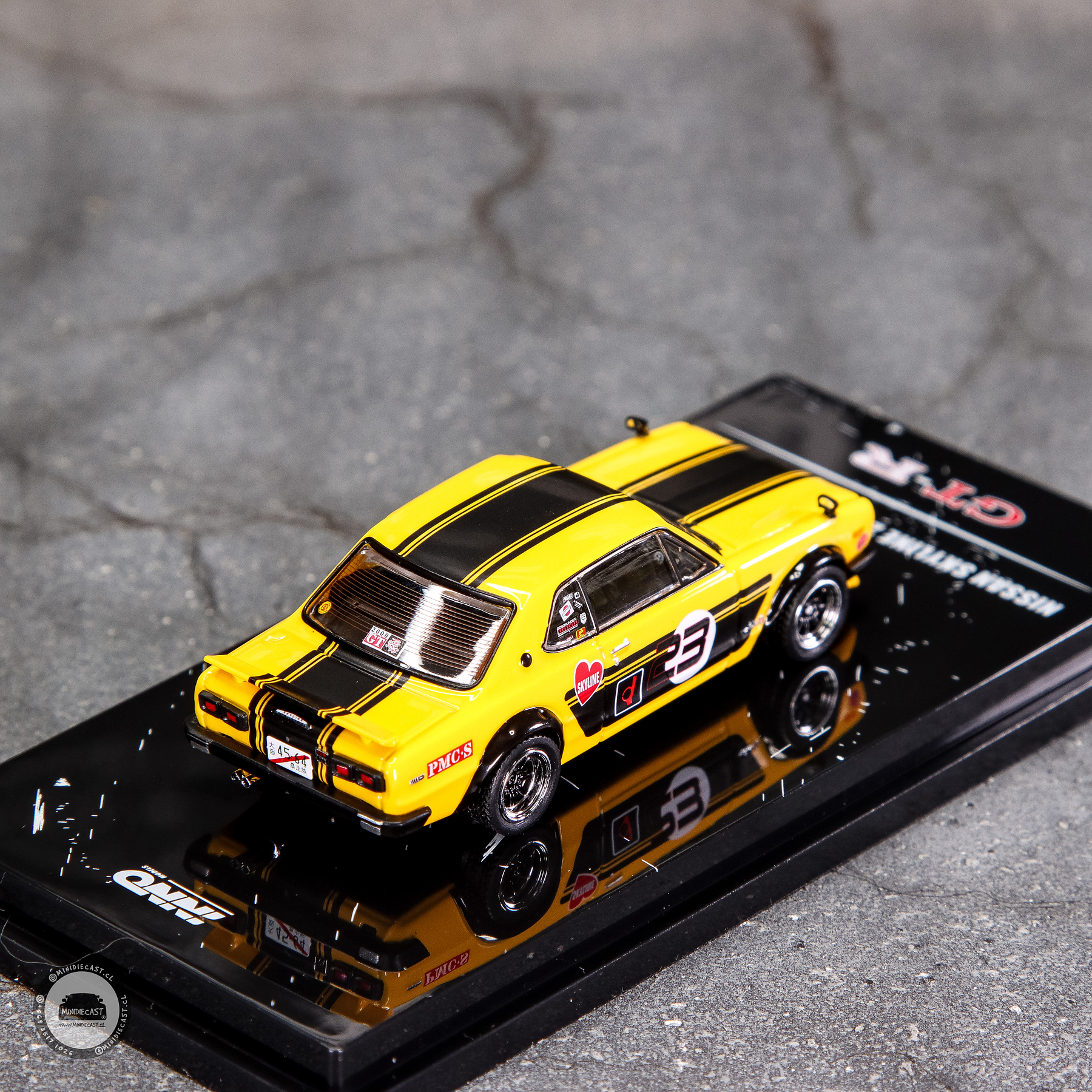 Inno64 1:64 Nissan Skyline 2000 GT-R (KPGC10).