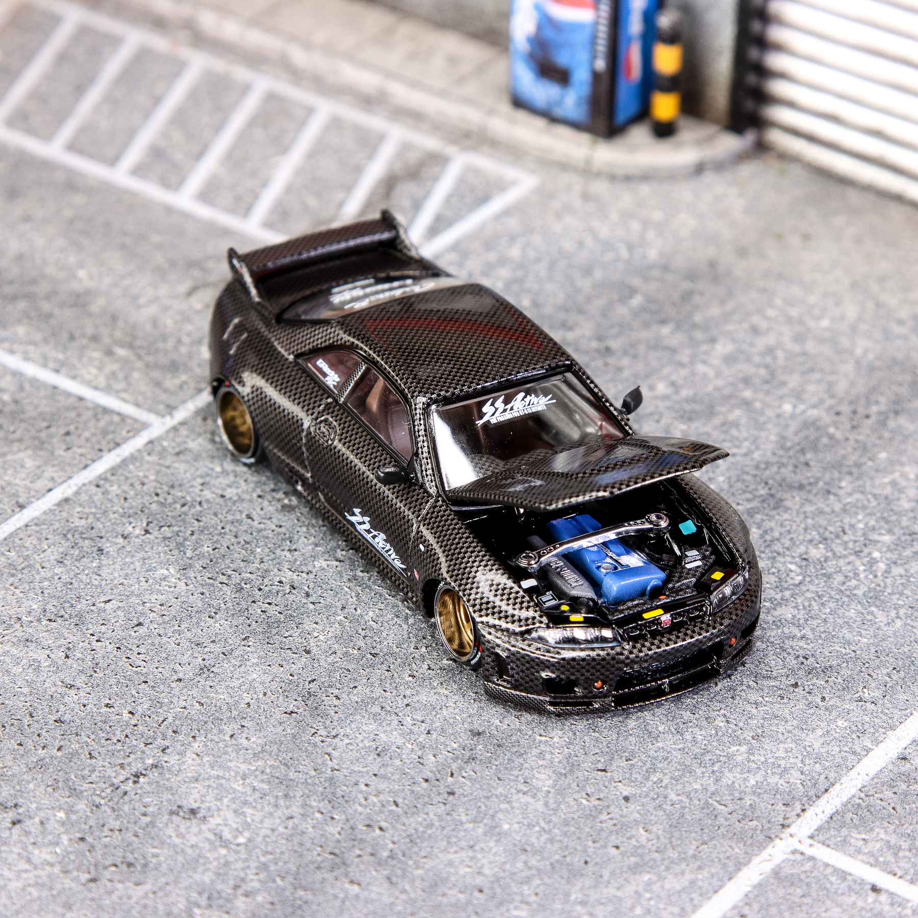 Kaido House x Mini GT 1:64 Nissan Skyline GT-R (R33) Active Carbon R.