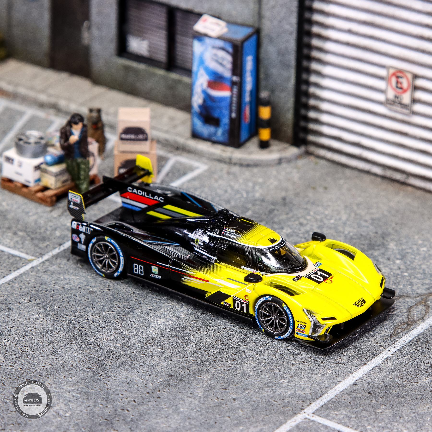 Mini GT 1:64 Cadillac V-Series.R #01 Cadillac Racing 2023 IMSA Daytona 24 Hrs 3rd Place – MiJo Exclusives.