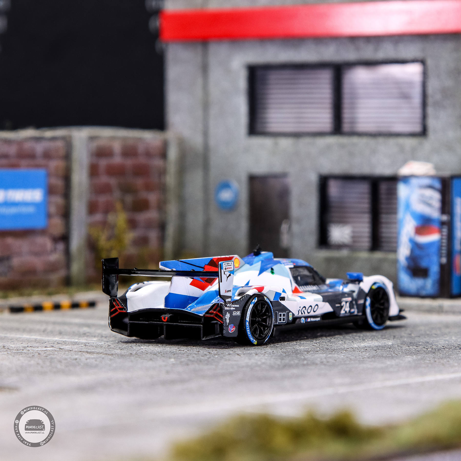 Mini GT 1:64 BMW M Hybrid V8 GTP #24 BMW M Team RLL 2023 IMSA Daytona 24 Hrs – MiJo Exclusives.