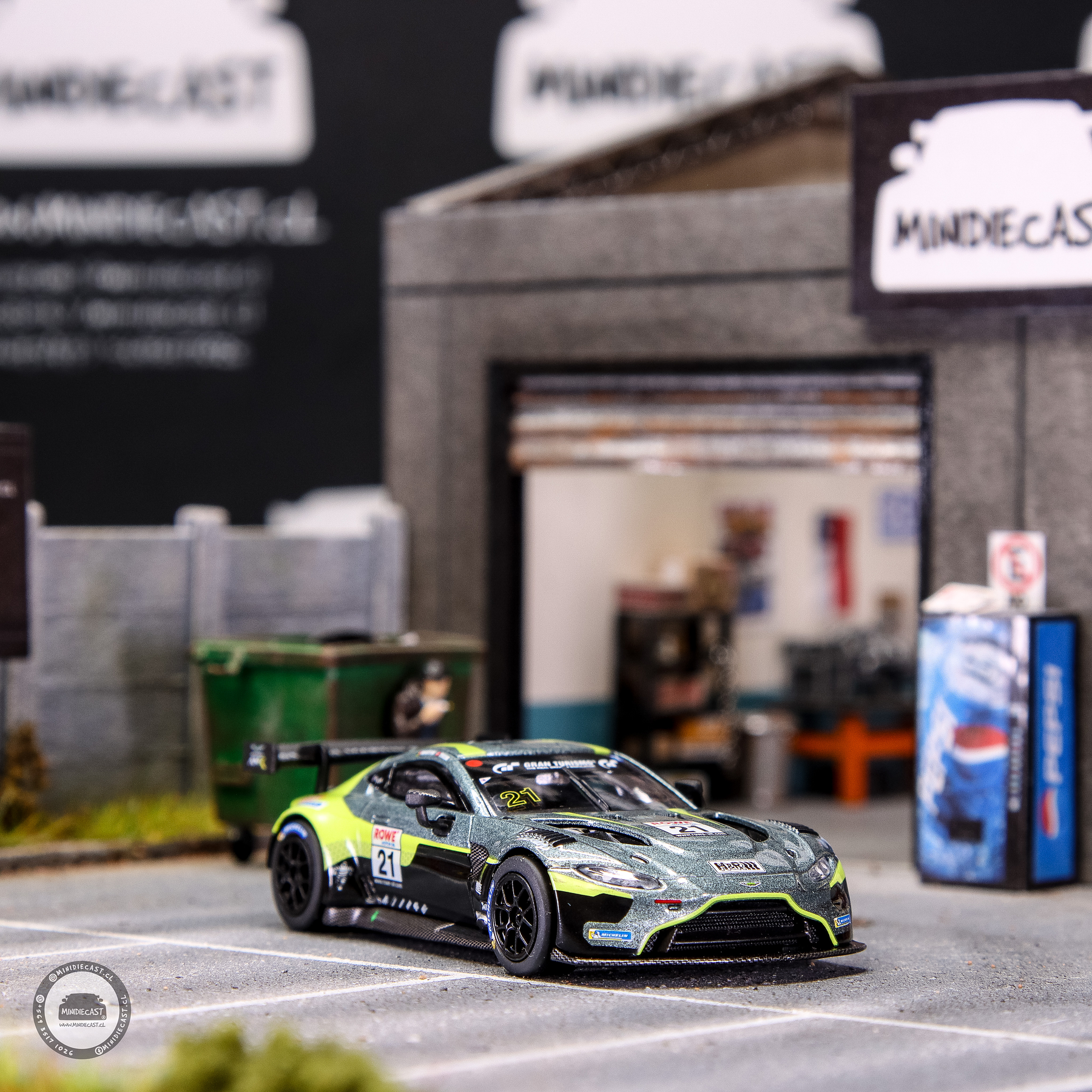 Pop Race 1:64 Aston Martin GT3 N24 2022.