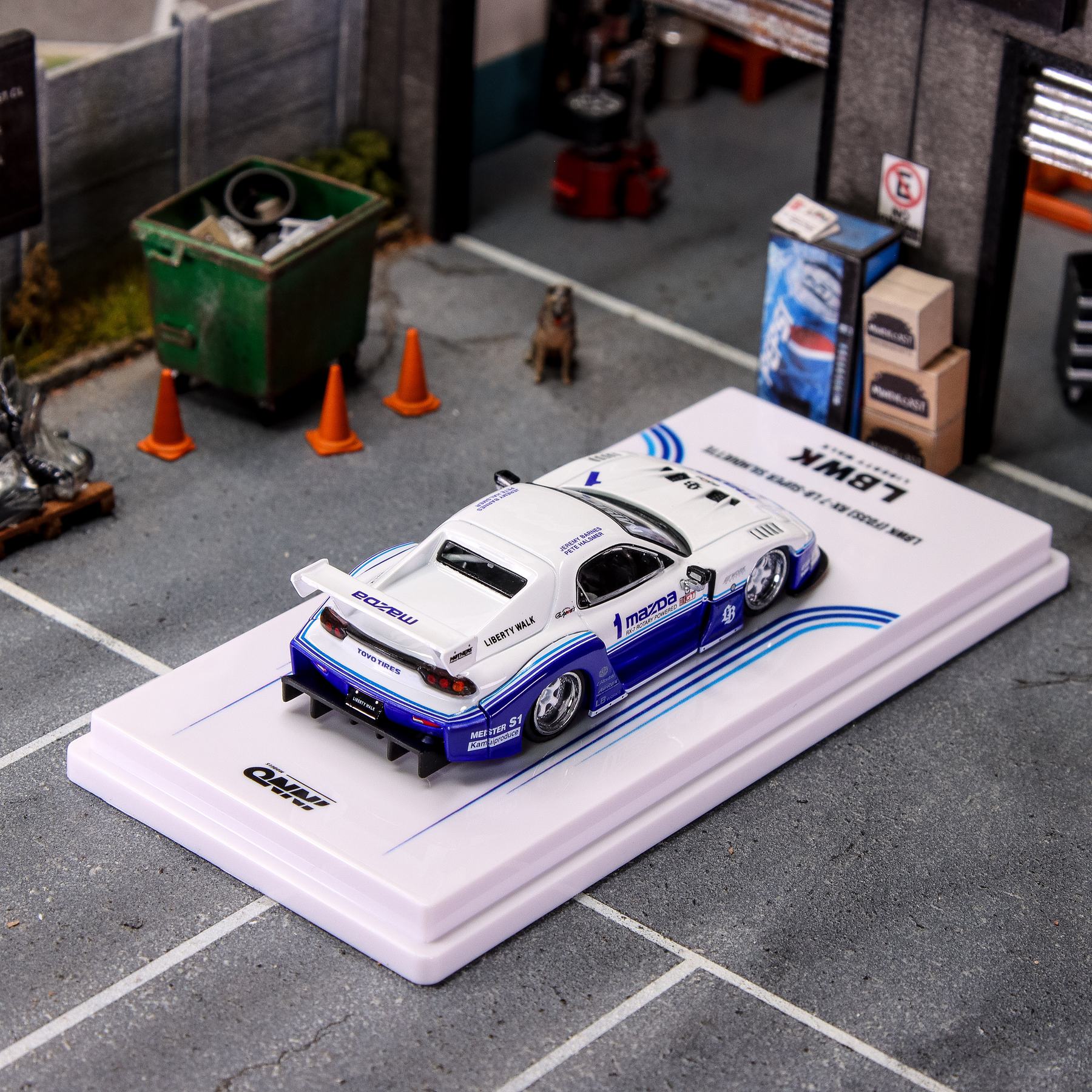 Inno64 1:64 Mazda RX7 (FD3S) LB-SUPER Silhouette Hong Kong Toy Car Salon 2024 Special Edition.