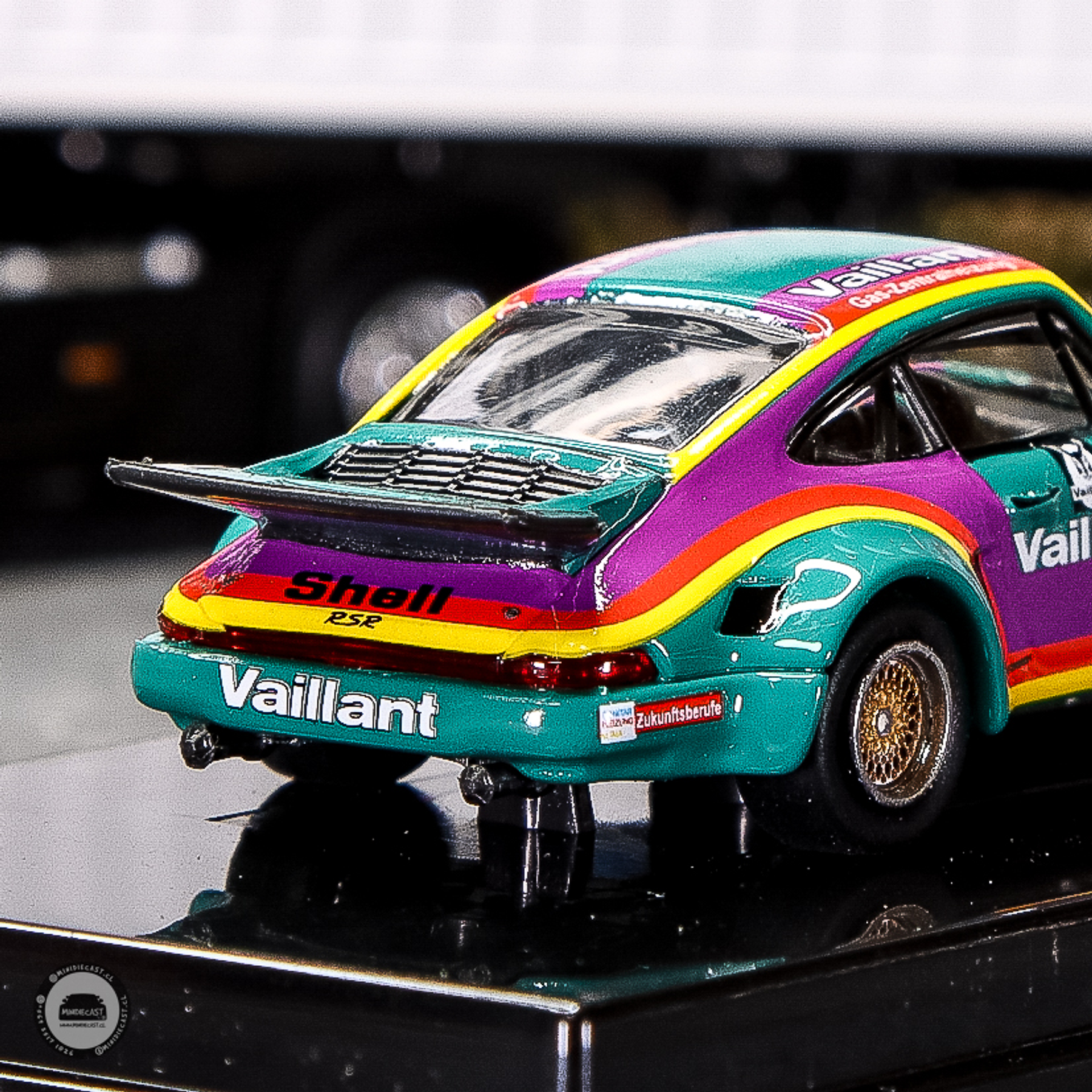 Para64 1:64 1974 Porsche 911 3.0 RSR 'Vaillant' w/ photo-etched wheels.