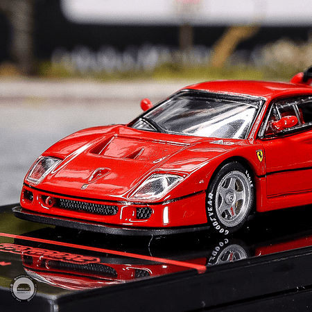 Tarmac Works 1:64 Ferrari F40 LM – Red – ixo Models – Road64.