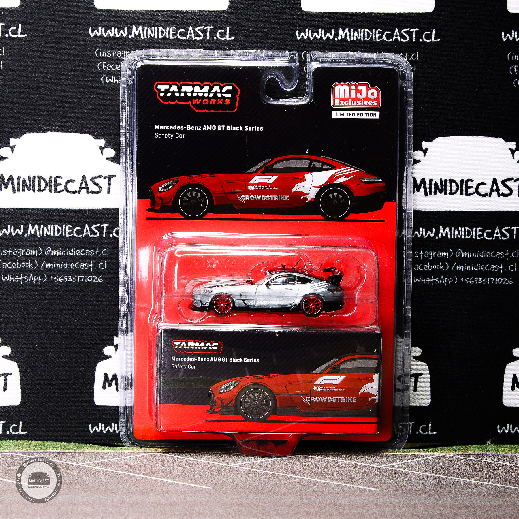 Tarmac Works 1:64 CHASE Mercedes-Benz AMG GT Black Series Safety Car- Red- Global64 – Mijo Exclusives.- COPIAR