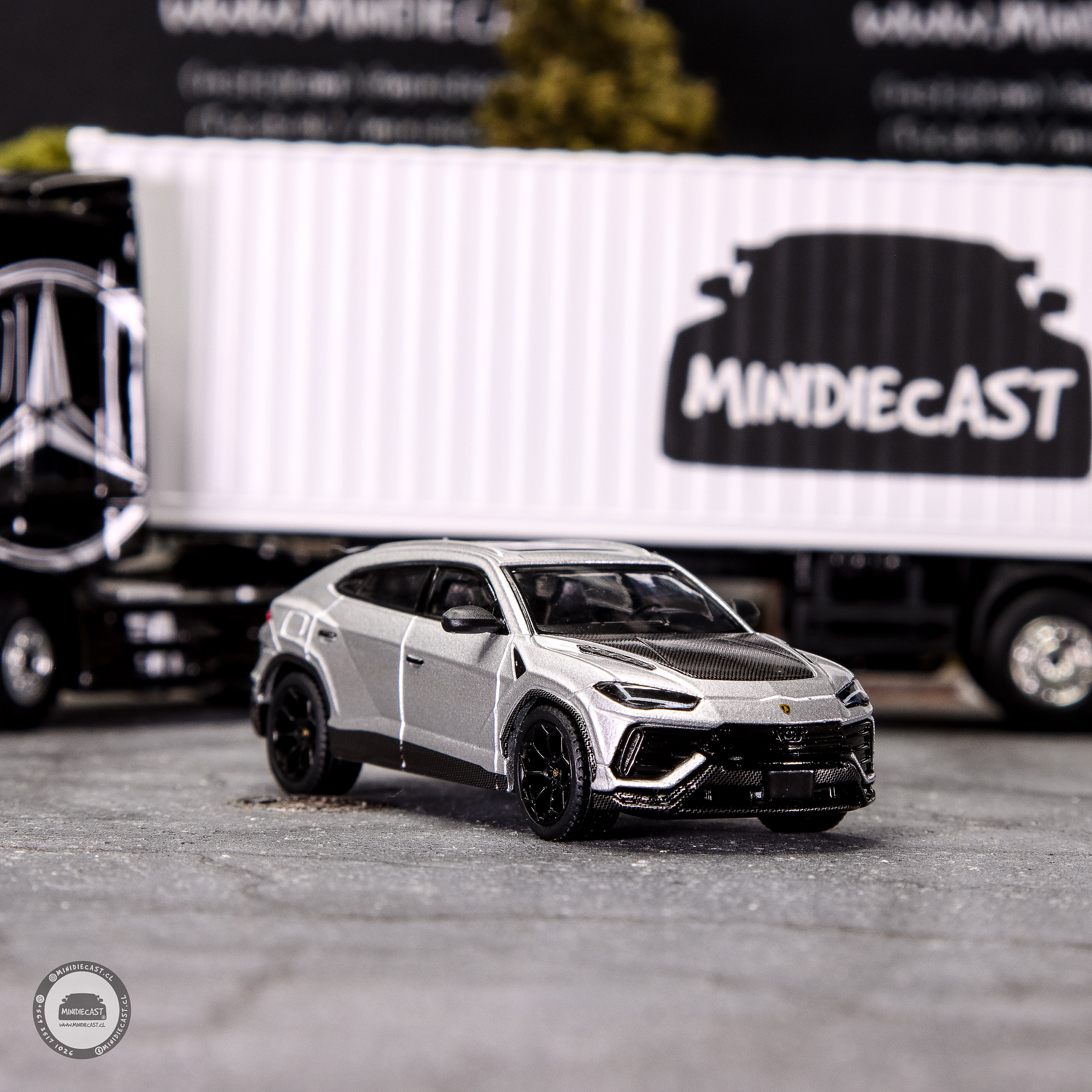 Mini GT 1:64 Lamborghini Urus Performante – Grigio Nimbus – MiJo Exclusives.