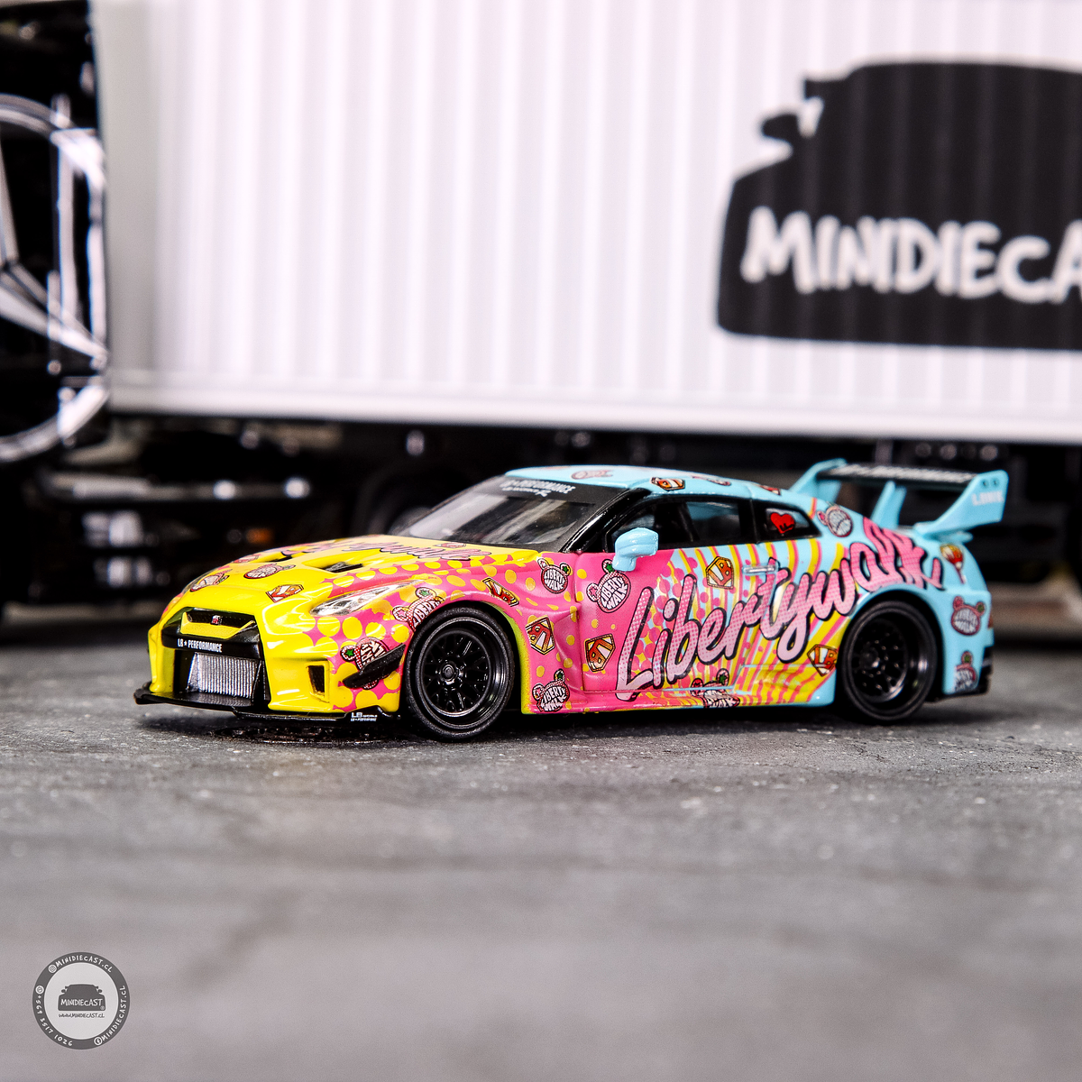 Mini GT 1:64 LB-Silhouette WORKS GT NISSAN 35GT-RR Ver.1 LBW