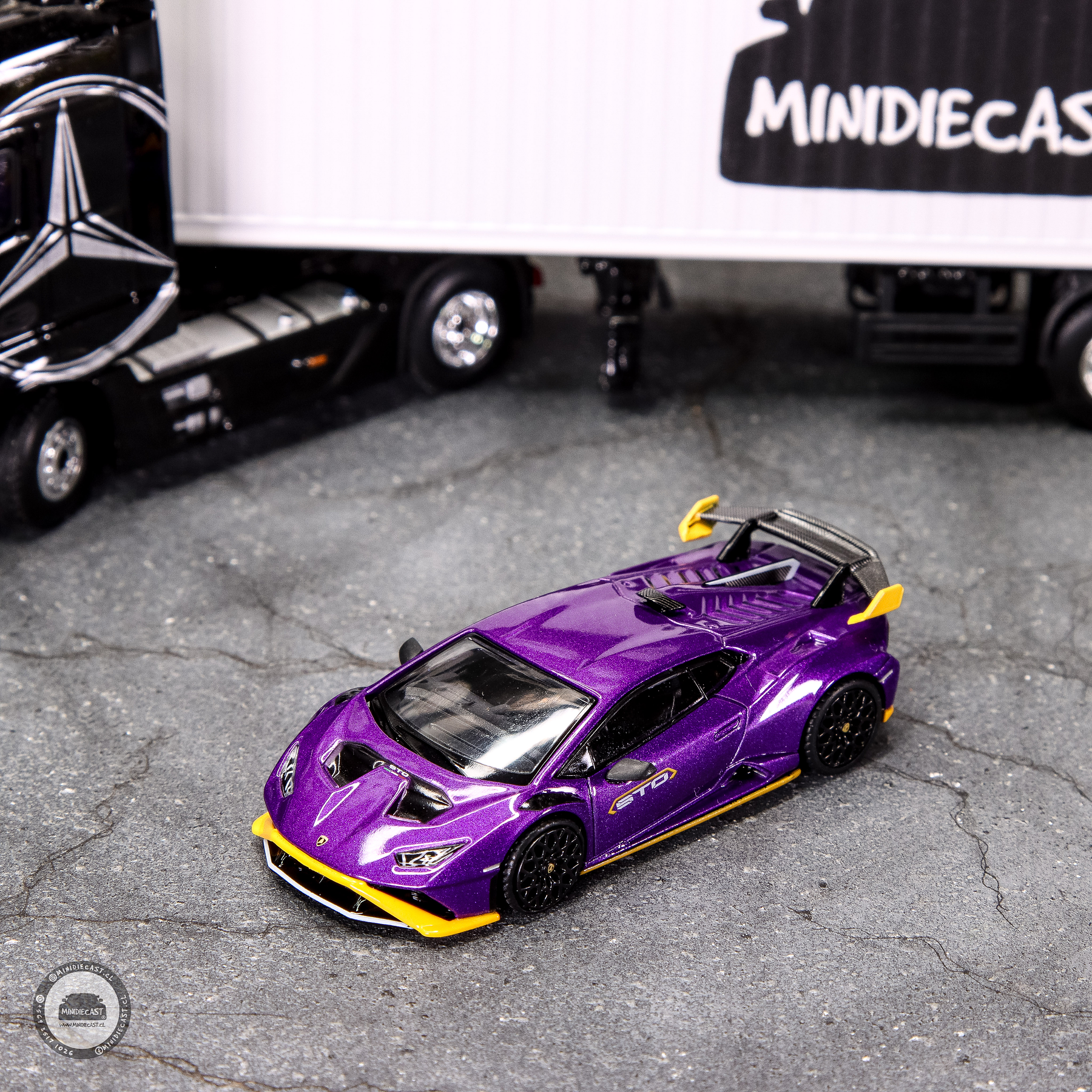 Mini GT 1:64 Lamborghini Huracán STO – Viola Pasifae – Mijo Exclusives.