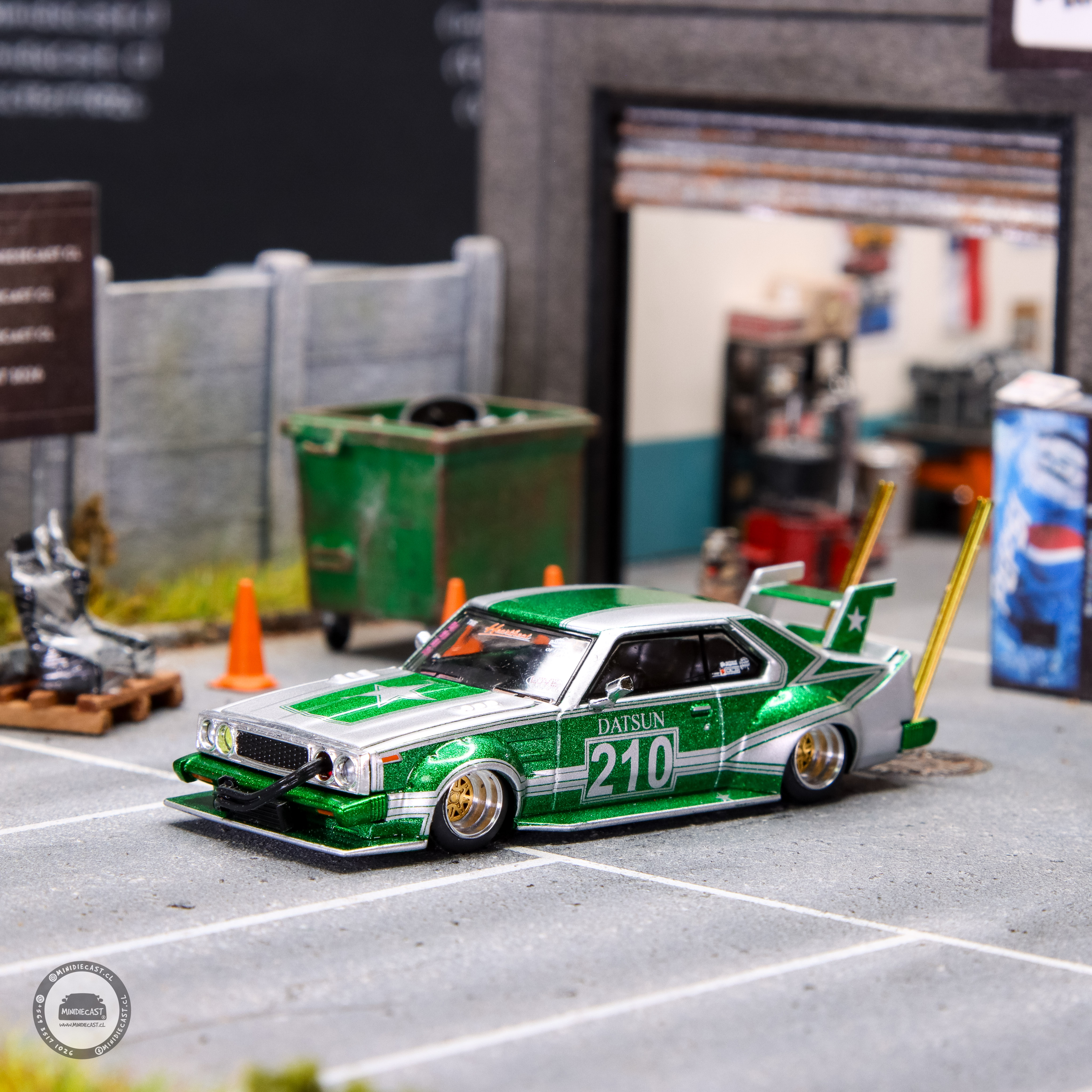 Pop Race 1:64 Nissan Skyline C210 Kaido Racer Bosozuko Style