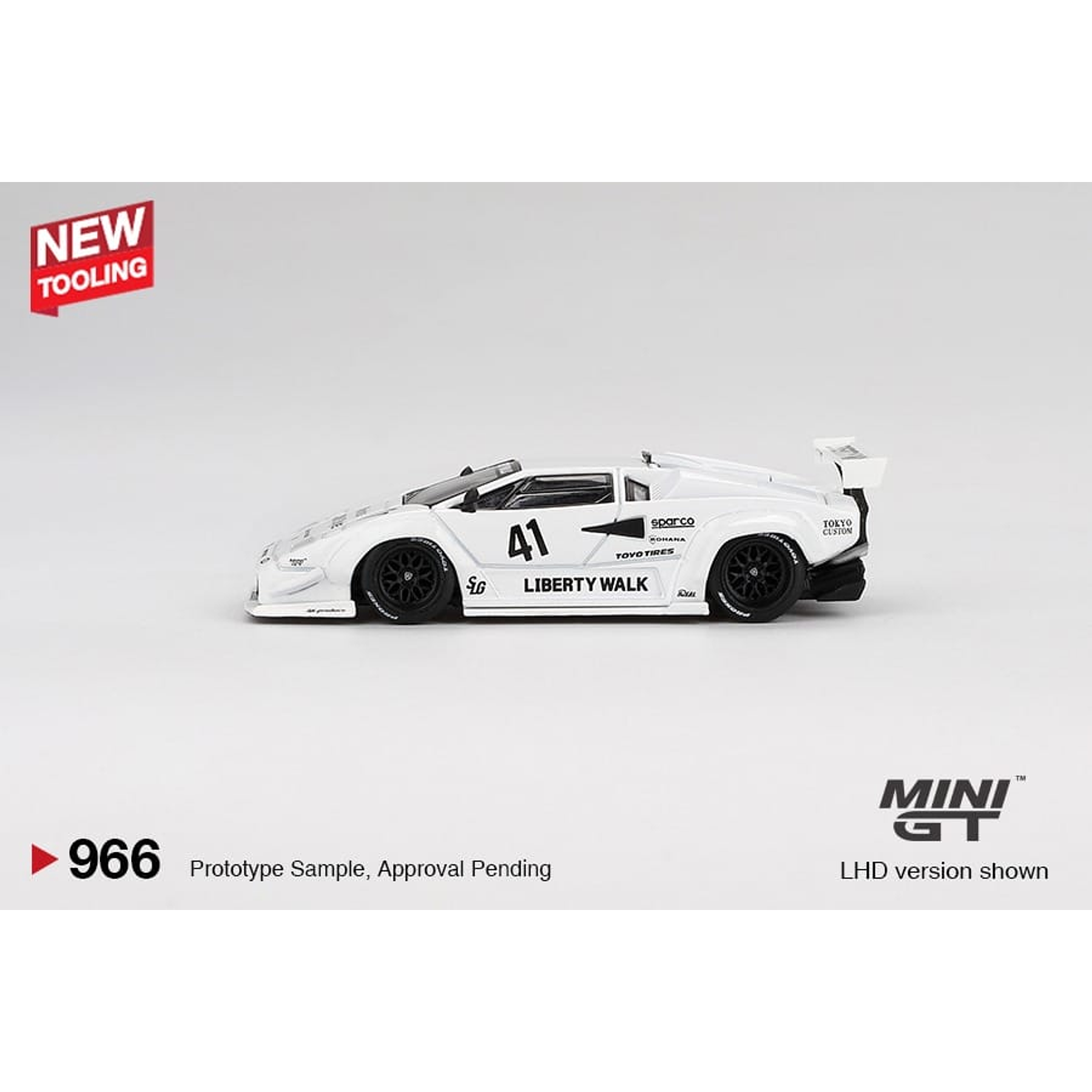 (PREVENTA) Mini GT 1:64 Lamborghini Countach LB-WORKS – White – 2024 Tokyo Auto Salon