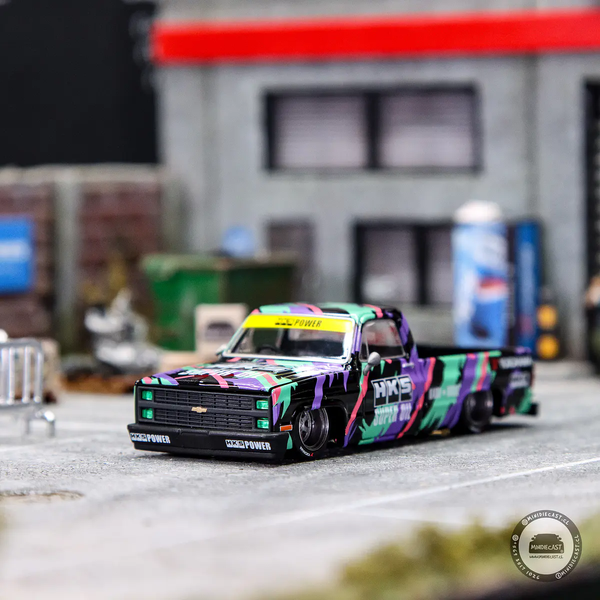 mini gt KAIDO Chevrolet Silverado　チェイス 1200?1759185682