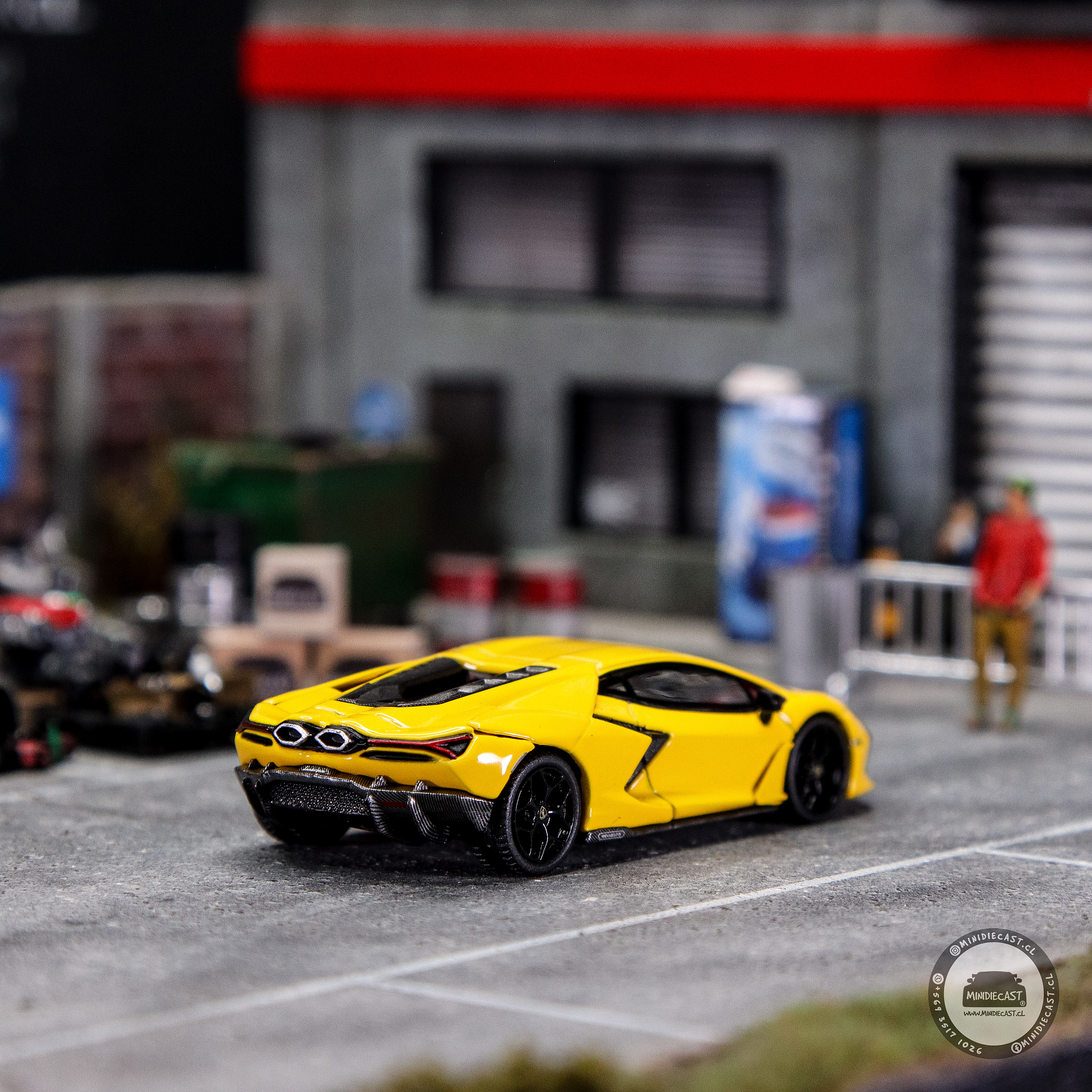 Mini GT 1:64 Lamborghini Revuelto – Giallo Yellow.