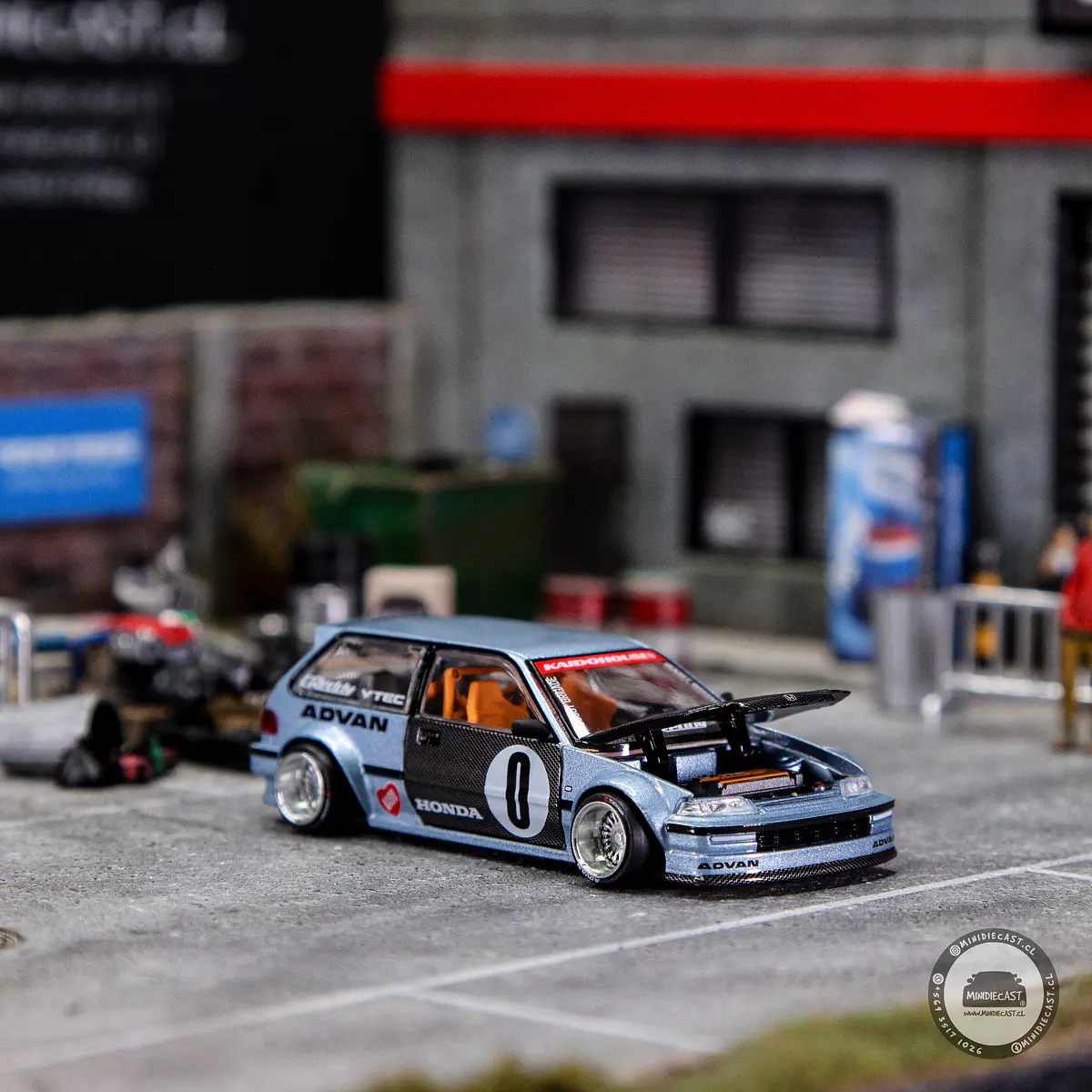 Mini GT x Kaido House 1:64 Honda Civic (EF) Roulette V1.