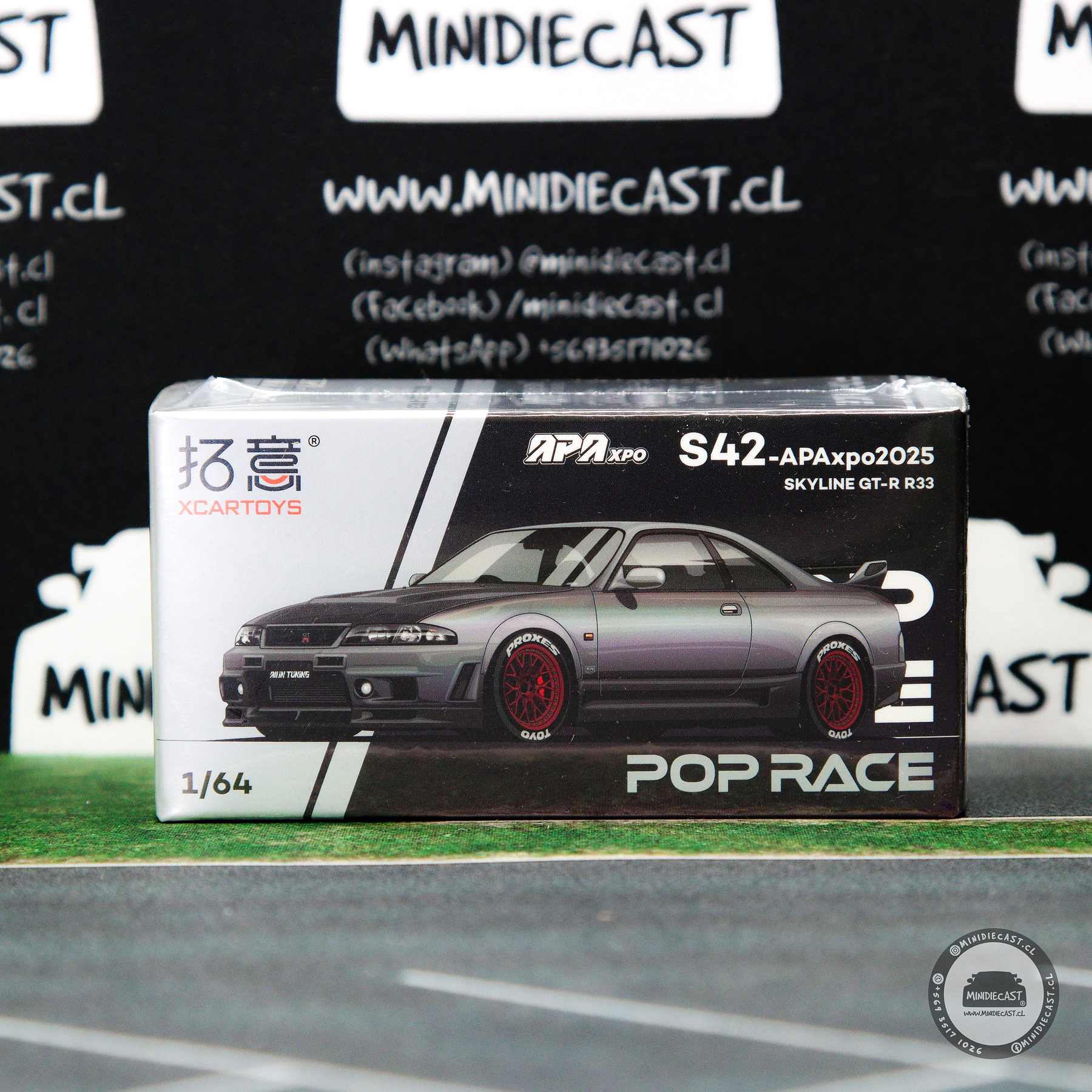 Pop Race 1:64 Apaxpo2025 Nissan Skyline GT-R R33