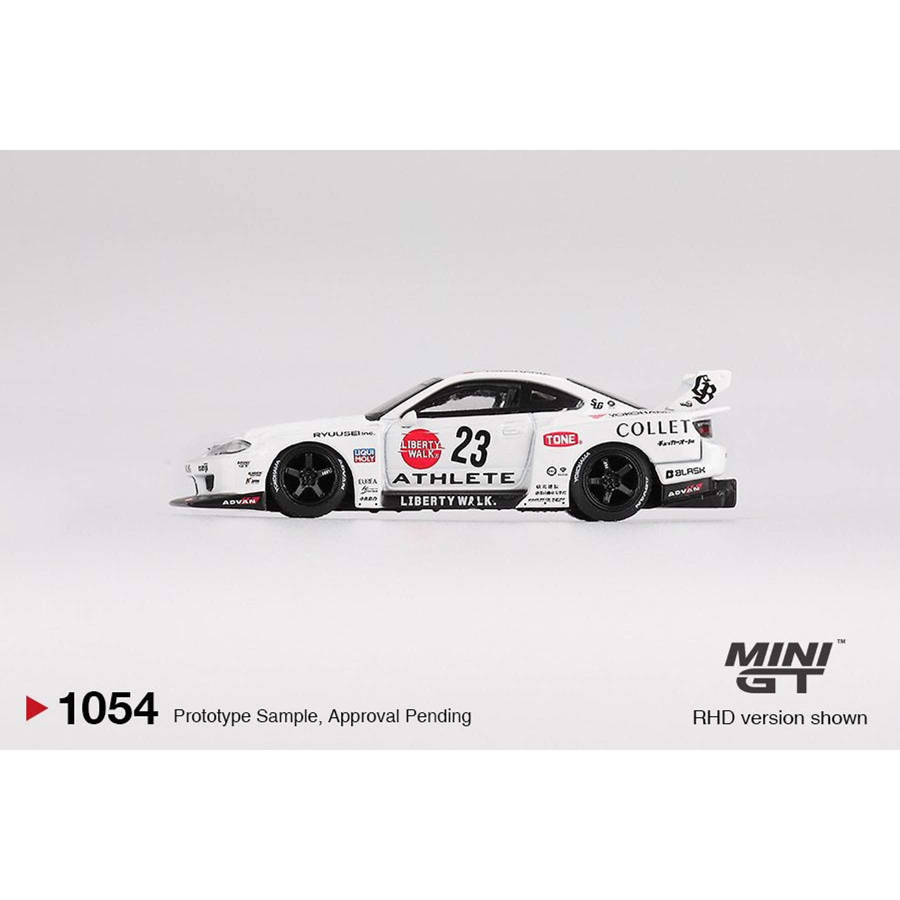 Mini GT 1:64 Nissan LB-Super Silhouette S15 SILVIA ATHLETE – White.