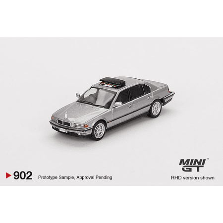 Mini GT 1:64 BMW 750IL James Bond 007 Tomorrow Never Dies – English Packaging – Limited Edition.