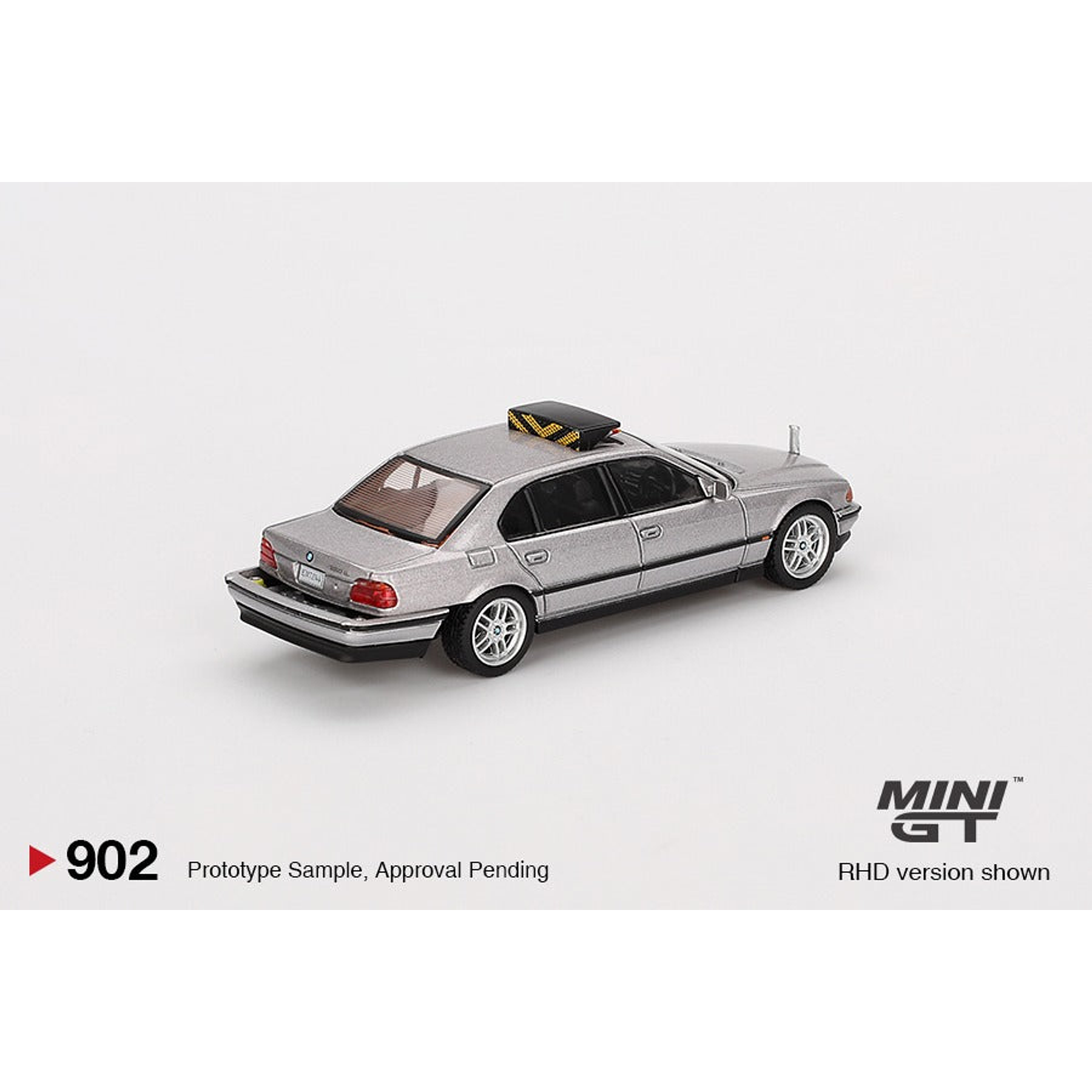 Mini GT 1:64 BMW 750IL James Bond 007 Tomorrow Never Dies – English Packaging – Limited Edition.