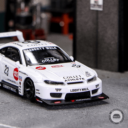 Mini GT 1:64 Nissan LB-Super Silhouette S15 SILVIA ATHLETE – White.-