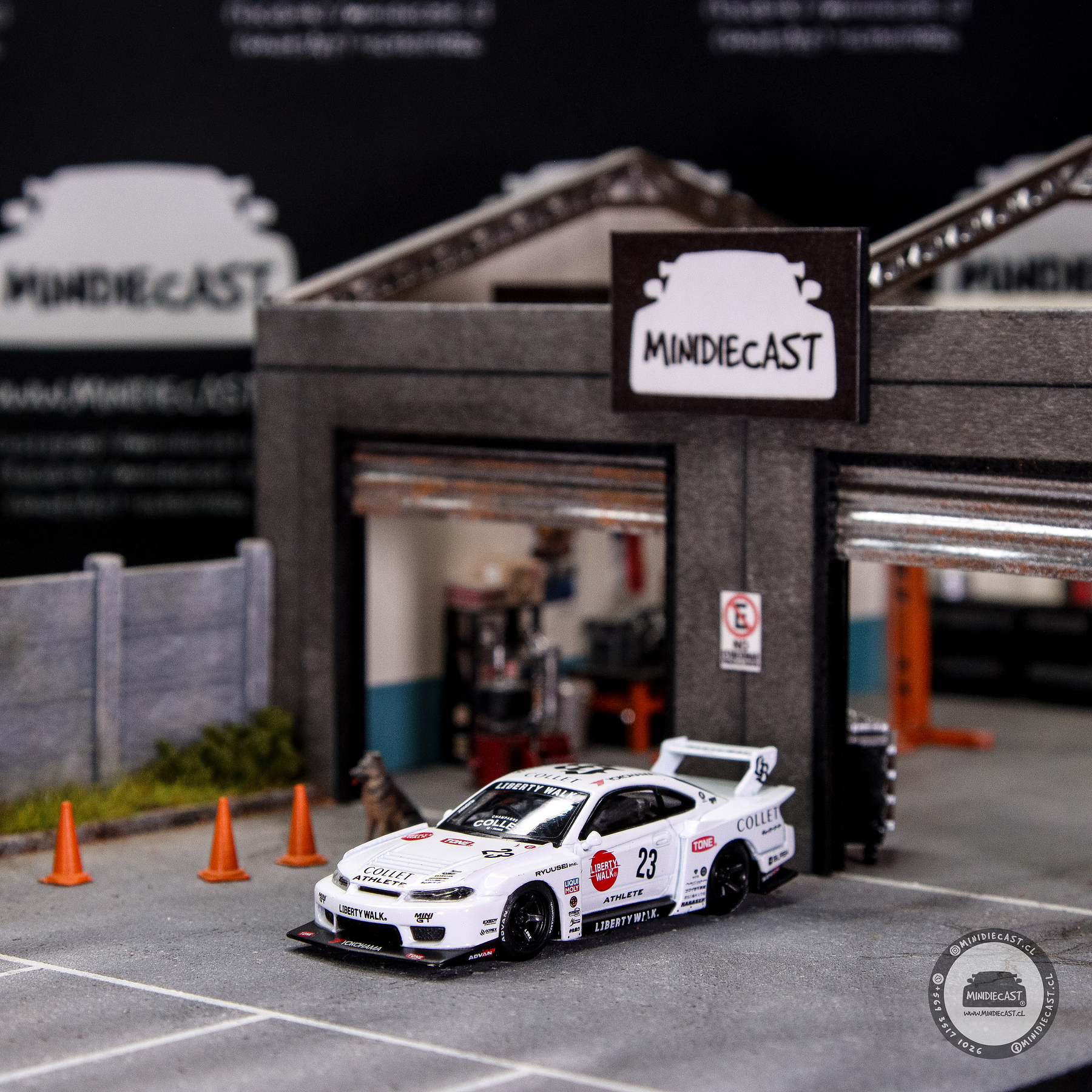 Mini GT 1:64 Nissan LB-Super Silhouette S15 SILVIA ATHLETE – White.-