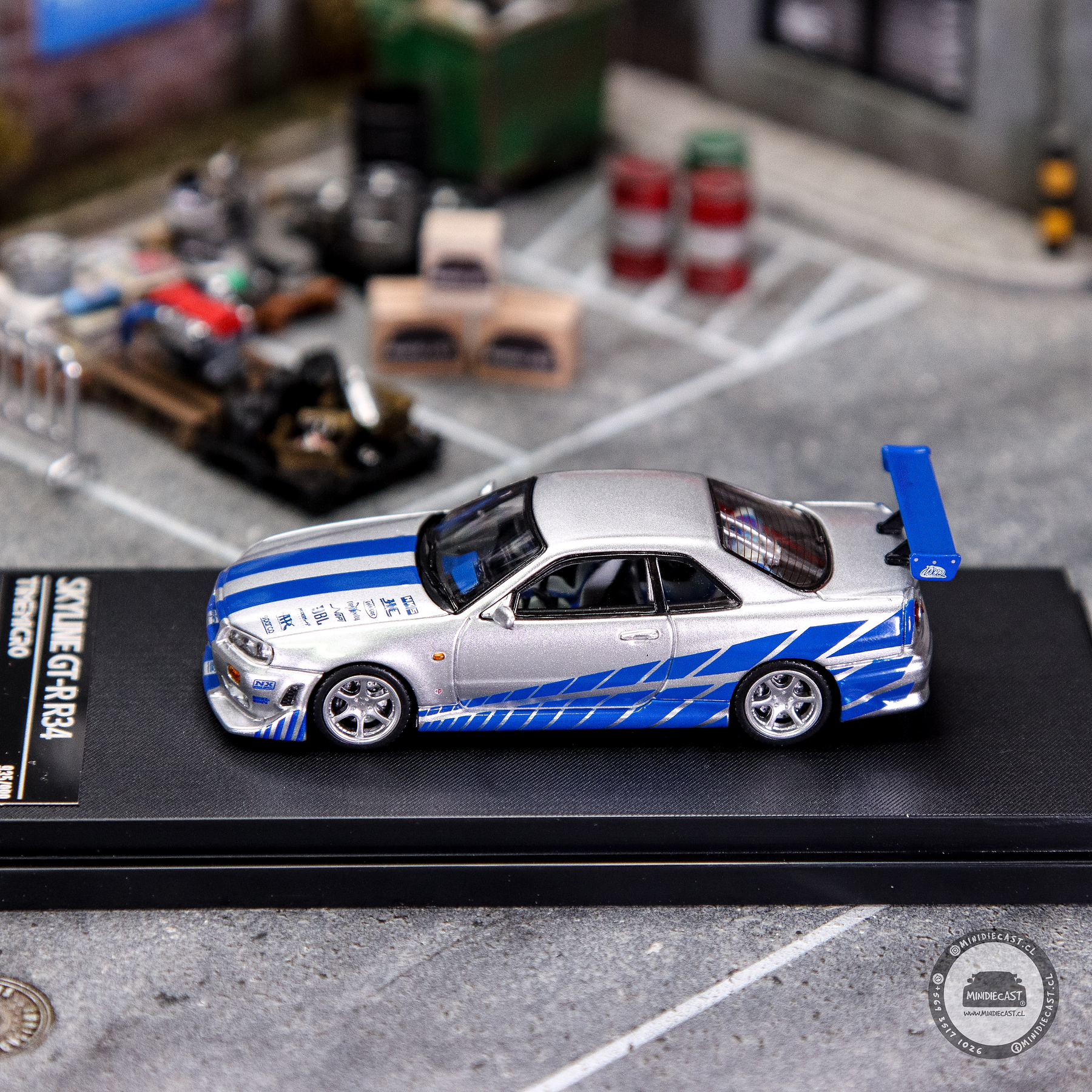 Time Micro 1:64 Skyline GTR R34 Silver blue.