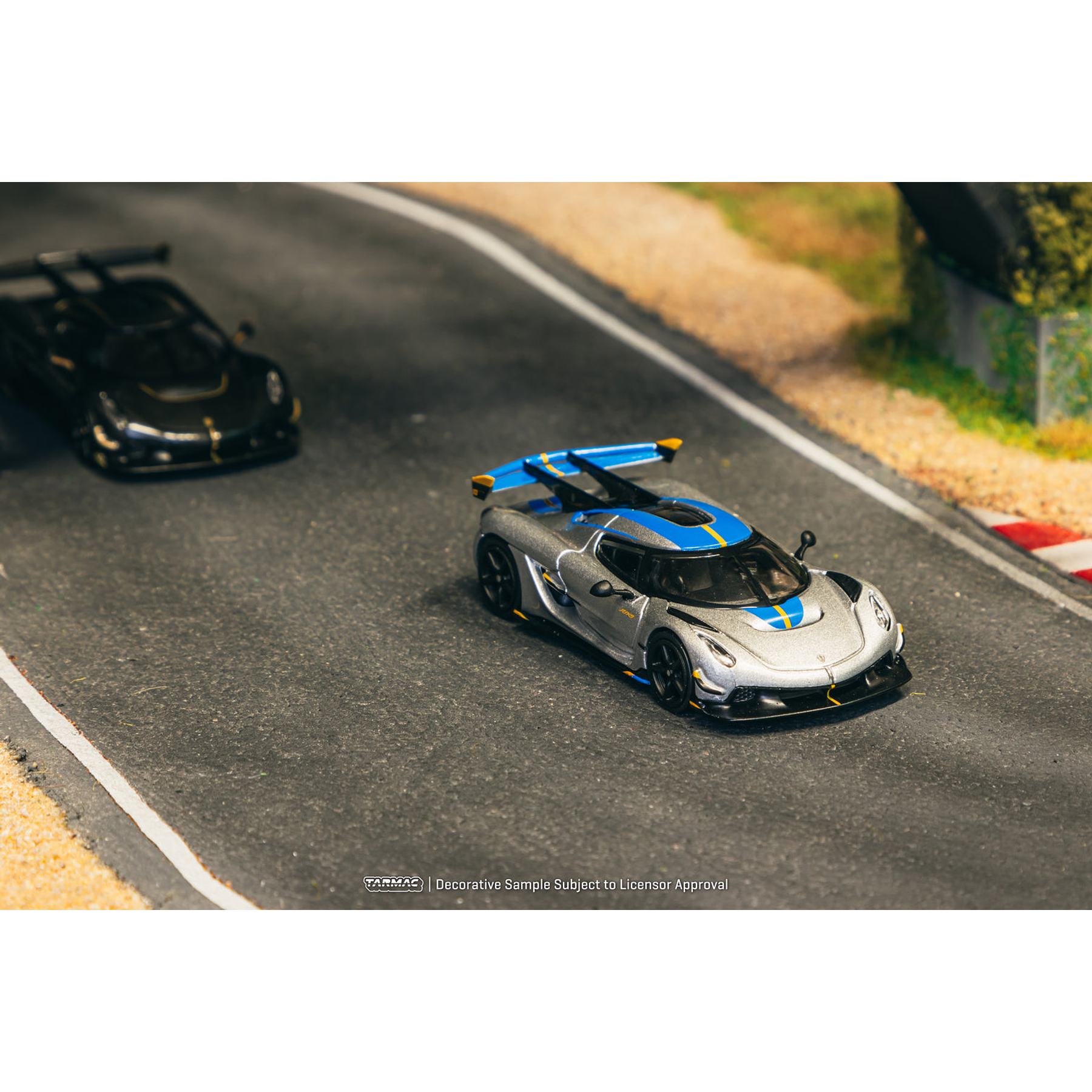 Tarmac Works 1:64 Koenigsegg Jesko Attack - Silver.