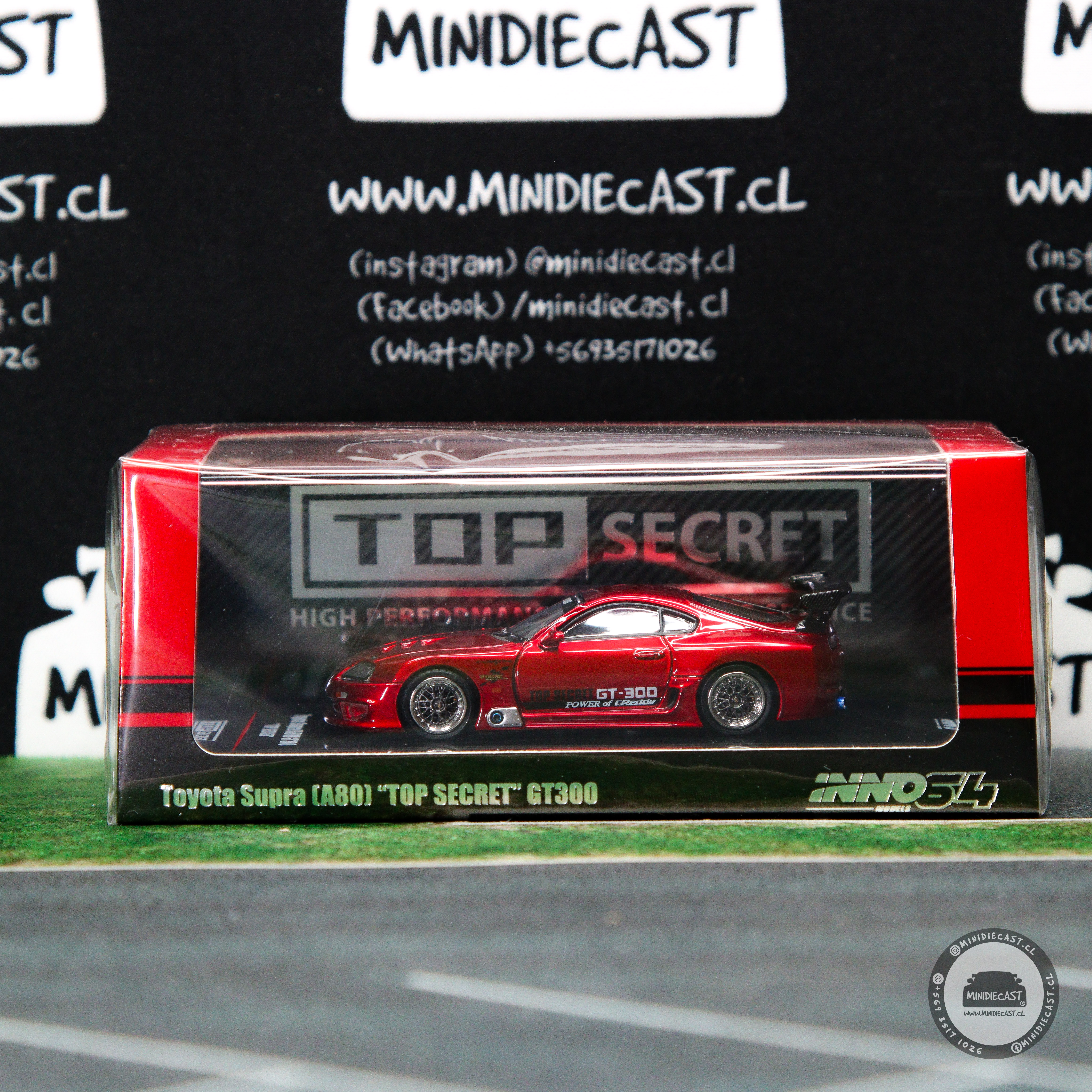 Inno64 1:64 Toyota Supra (A80) TOP SECRET Red