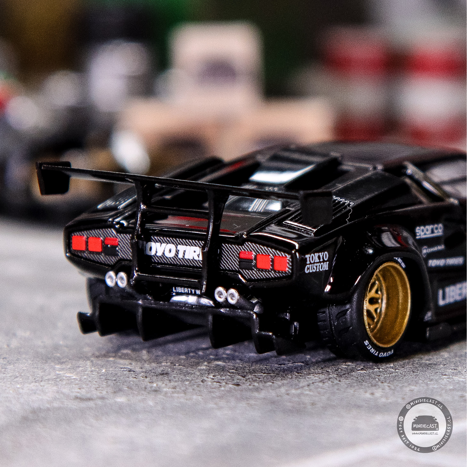 Mini GT 1:64 Lamborghini Countach LB-WORKS – Black – Mijo Exclusives.