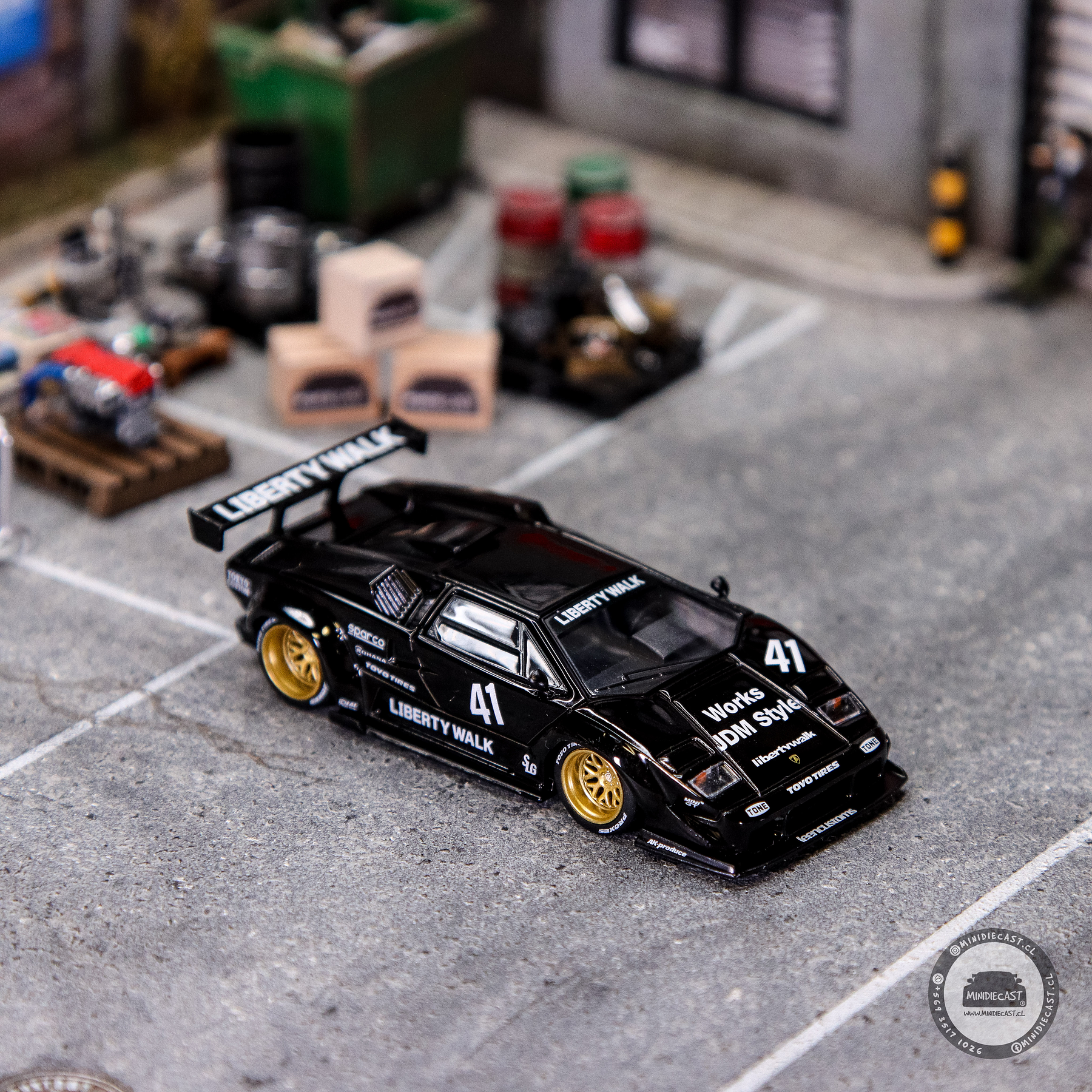Mini GT 1:64 Lamborghini Countach LB-WORKS – Black – Mijo Exclusives.