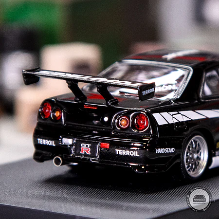 Time Micro 1:64 Skyline GTR R34 Street Black.