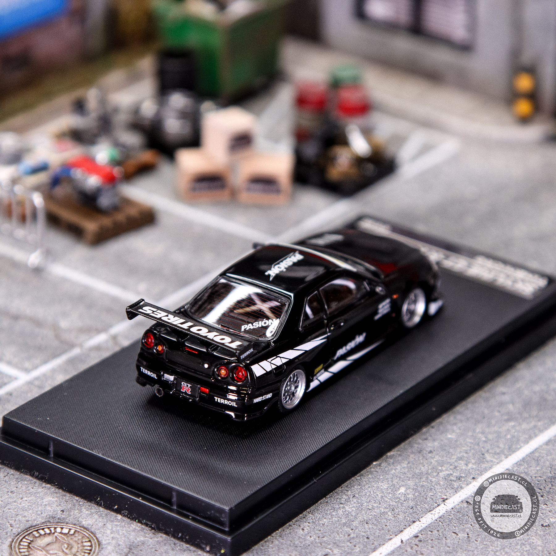 Time Micro 1:64 Skyline GTR R34 Street Black.