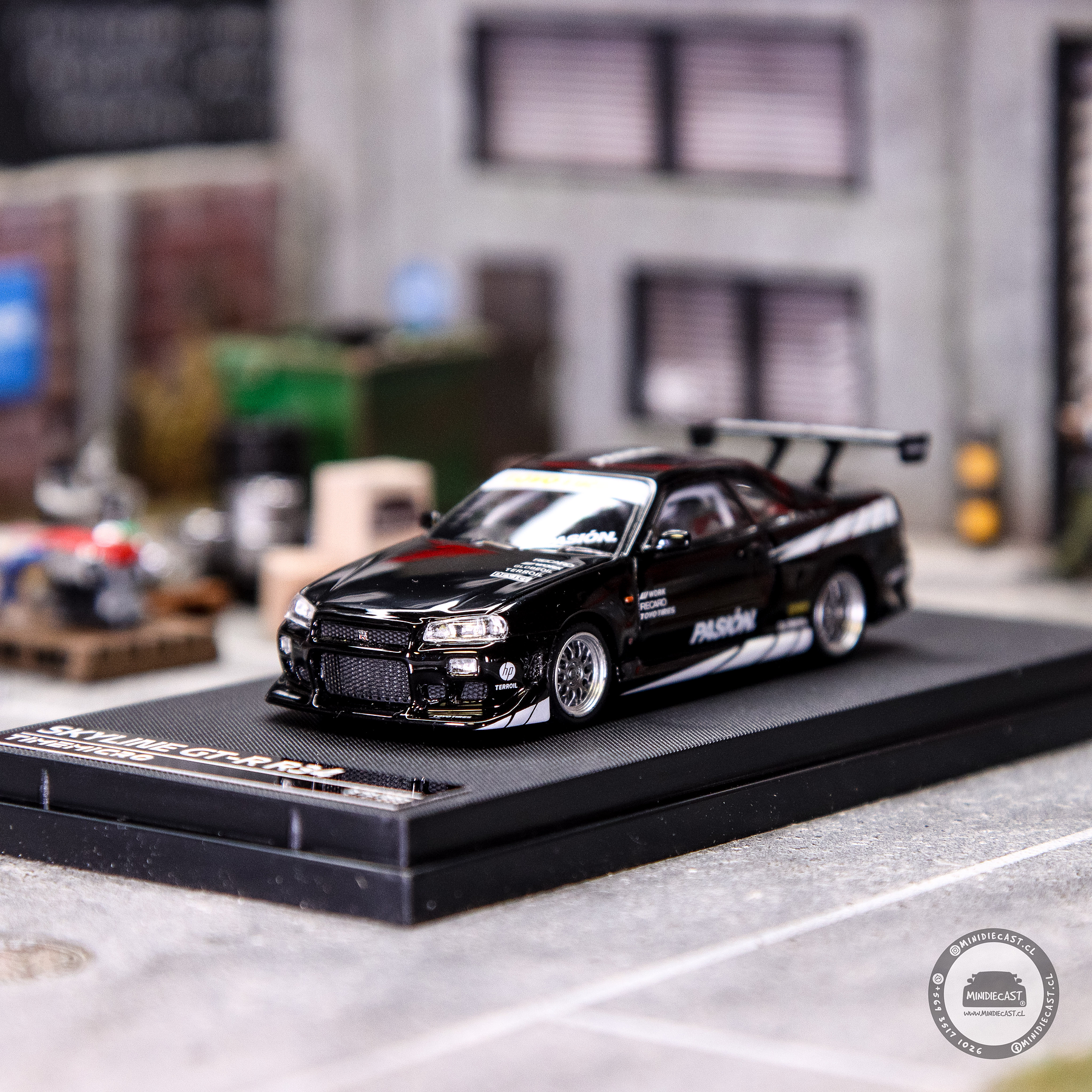 Time Micro 1:64 Skyline GTR R34 Street Black.
