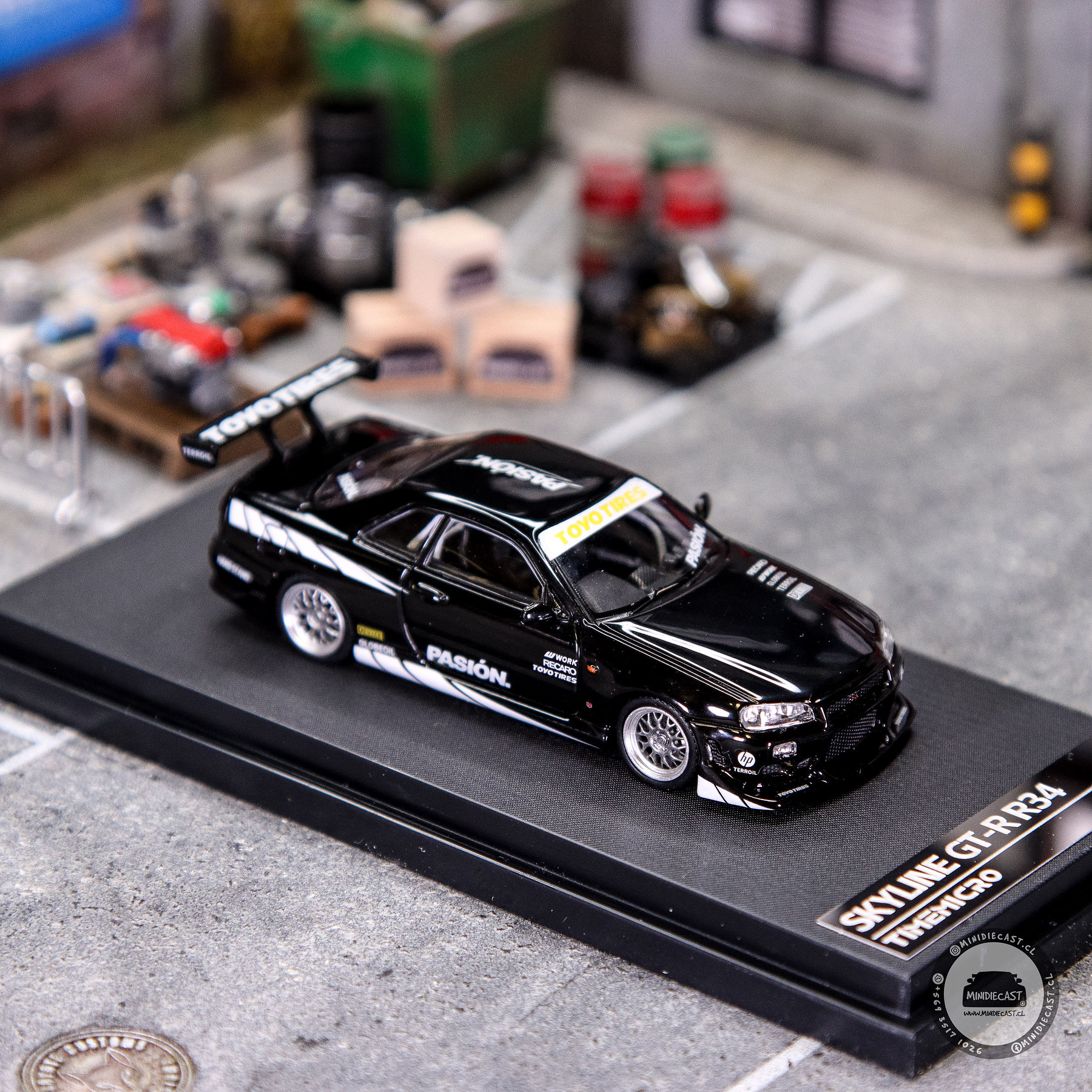 Time Micro 1:64 Skyline GTR R34 Street Black.