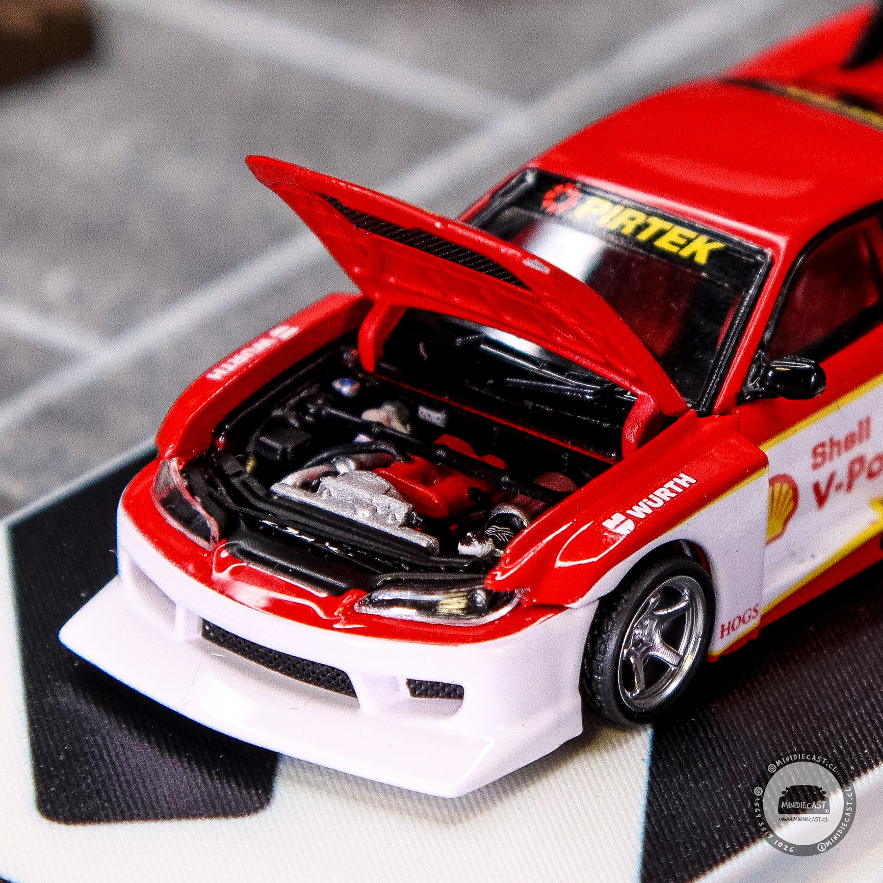 SUPCAR 1:64 Nissan Silvia S15 Shell.