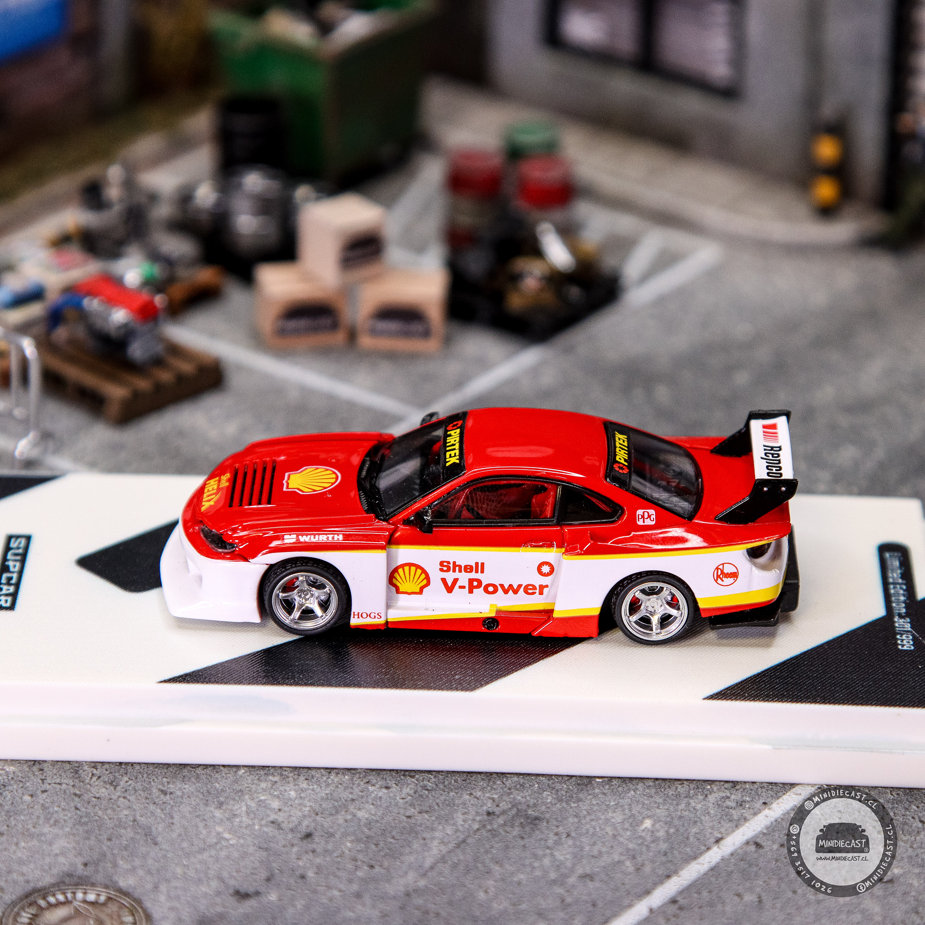 SUPCAR 1:64 Nissan Silvia S15 Shell.