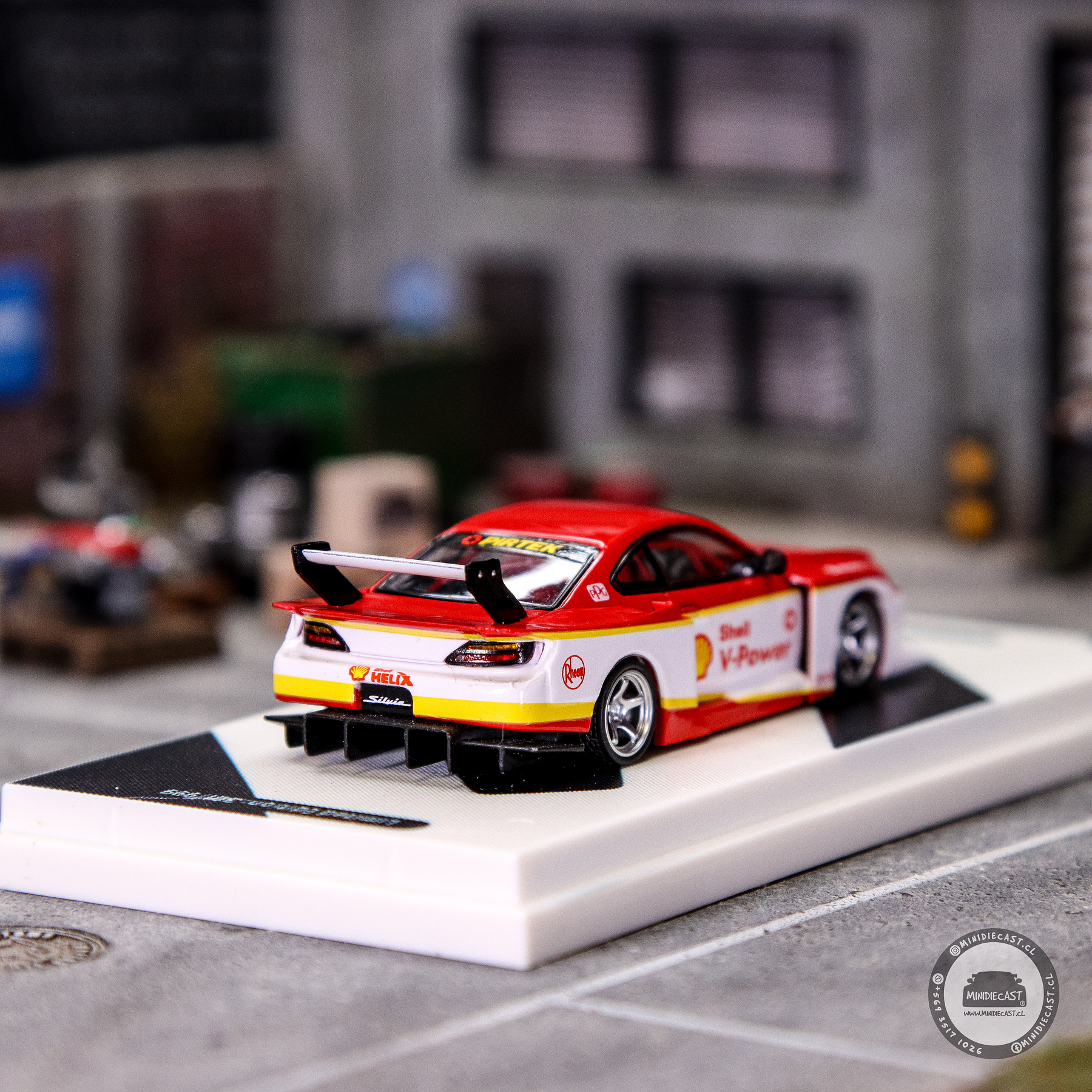 SUPCAR 1:64 Nissan Silvia S15 Shell.