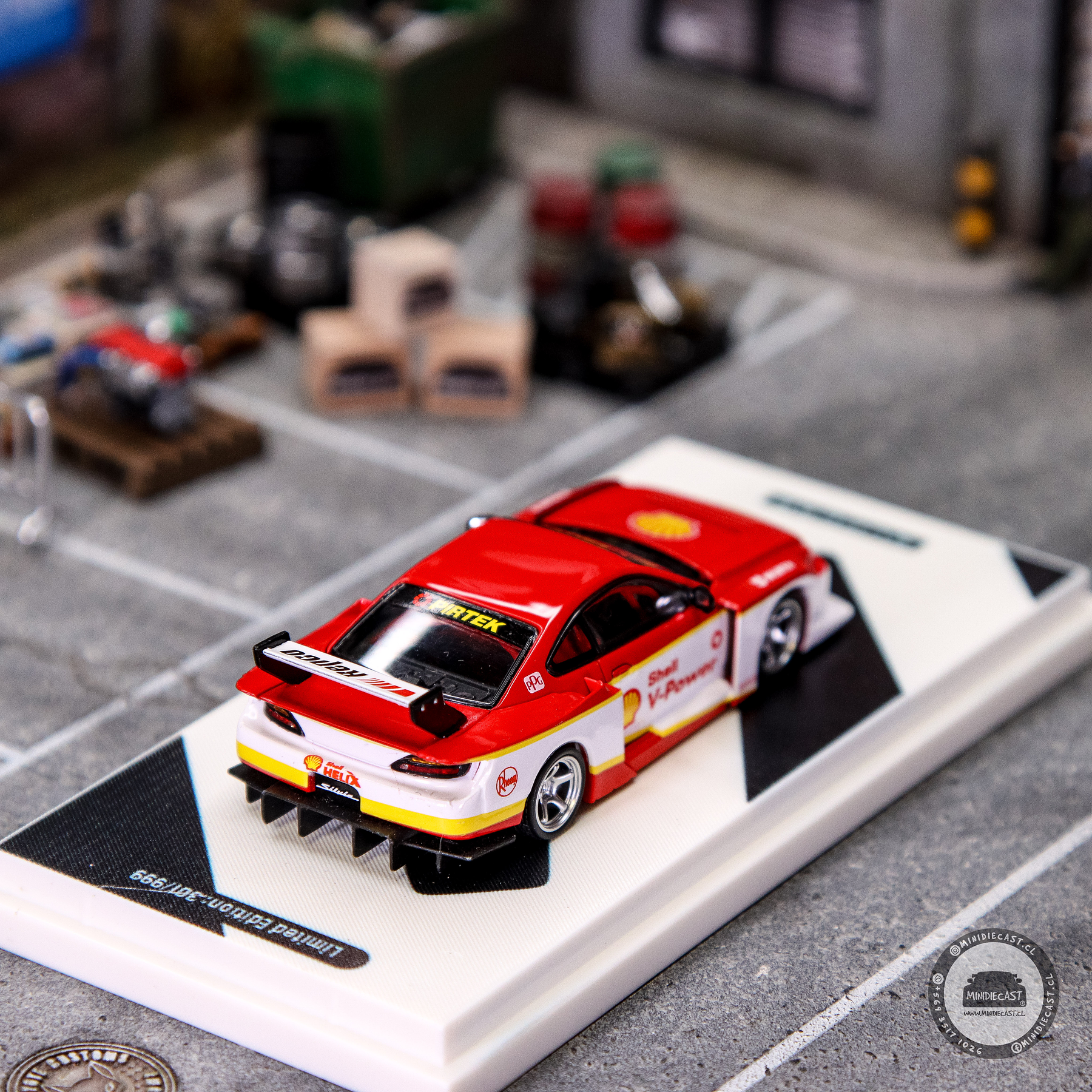 SUPCAR 1:64 Nissan Silvia S15 Shell.