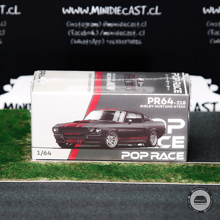 Pop Race 1:64 Ford Shelby Mustang GT500 Dark Chrome.