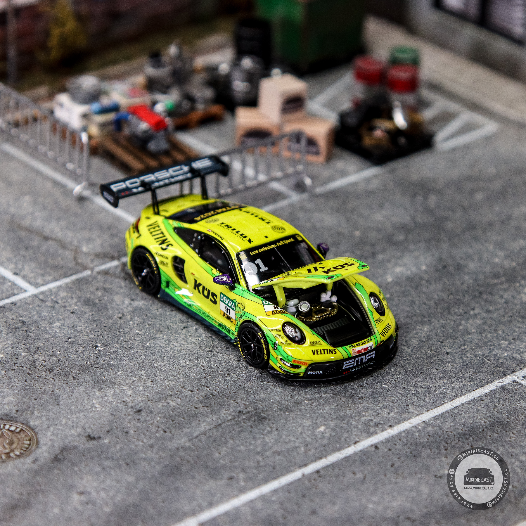 Trends Hobby 1:64 Porsche 911 GT3 R DTM 2024 - YL