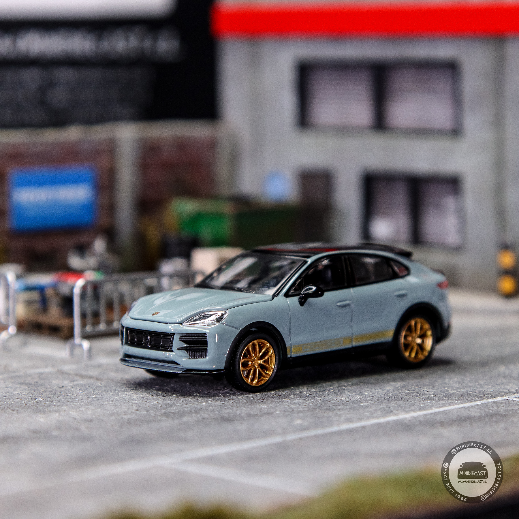 Trends Hobby 1:64 Porsche Cayenne Turbo GT Weissach - GREY