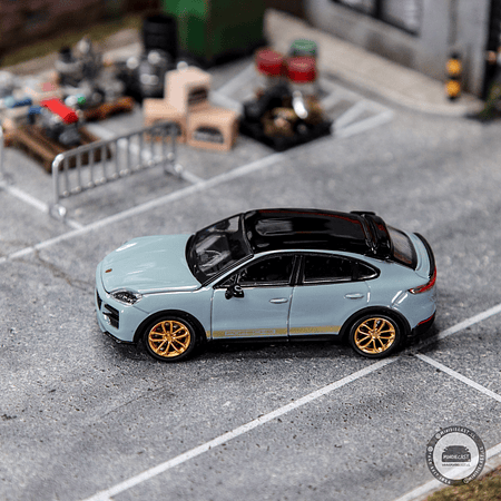 Trends Hobby 1:64 Porsche Cayenne Turbo GT Weissach - GREY